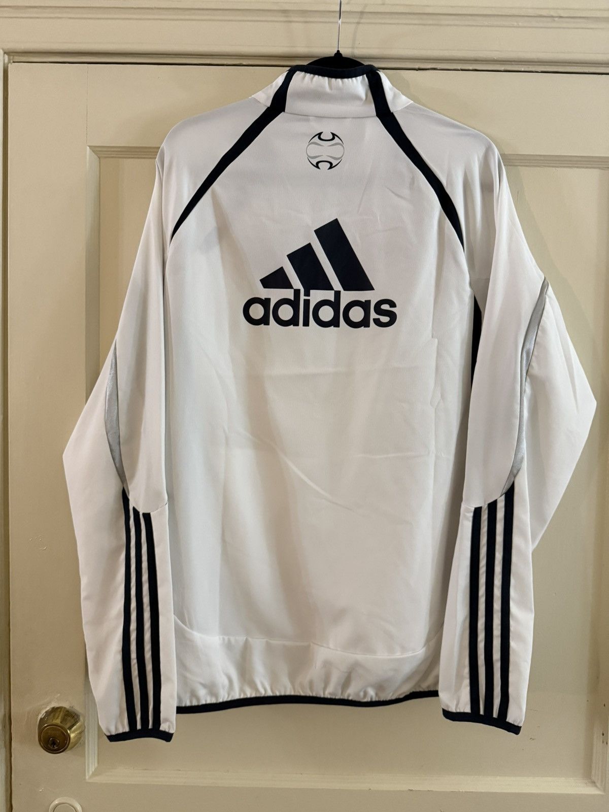 Adidas Adidas real madrid jacket Size US M / EU 48-50 / 2 - 6 Thumbnail