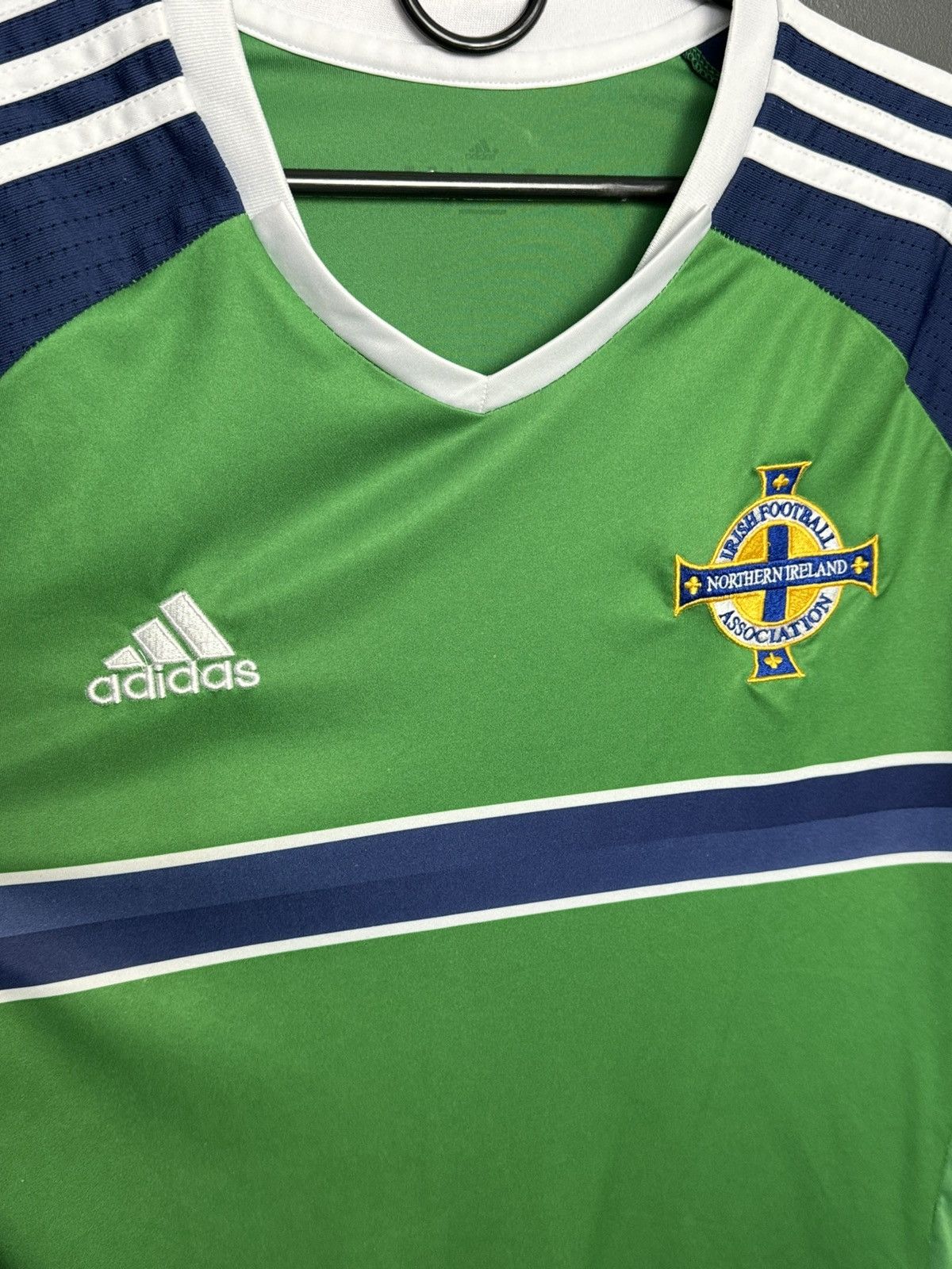 Adidas Northern Ireland 15/16 Home Football Jersey Size US S / EU 44-46 / 1 - 3 Thumbnail