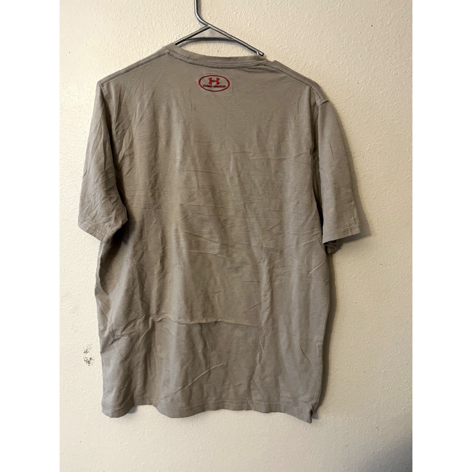 Under Armour Under Armour T-Shirt Men M Short Sleeve Crew Neck Heatgear Beige Graphic Logo Shirt Size US M / EU 48-50 / 2 - 2 Thumbnail