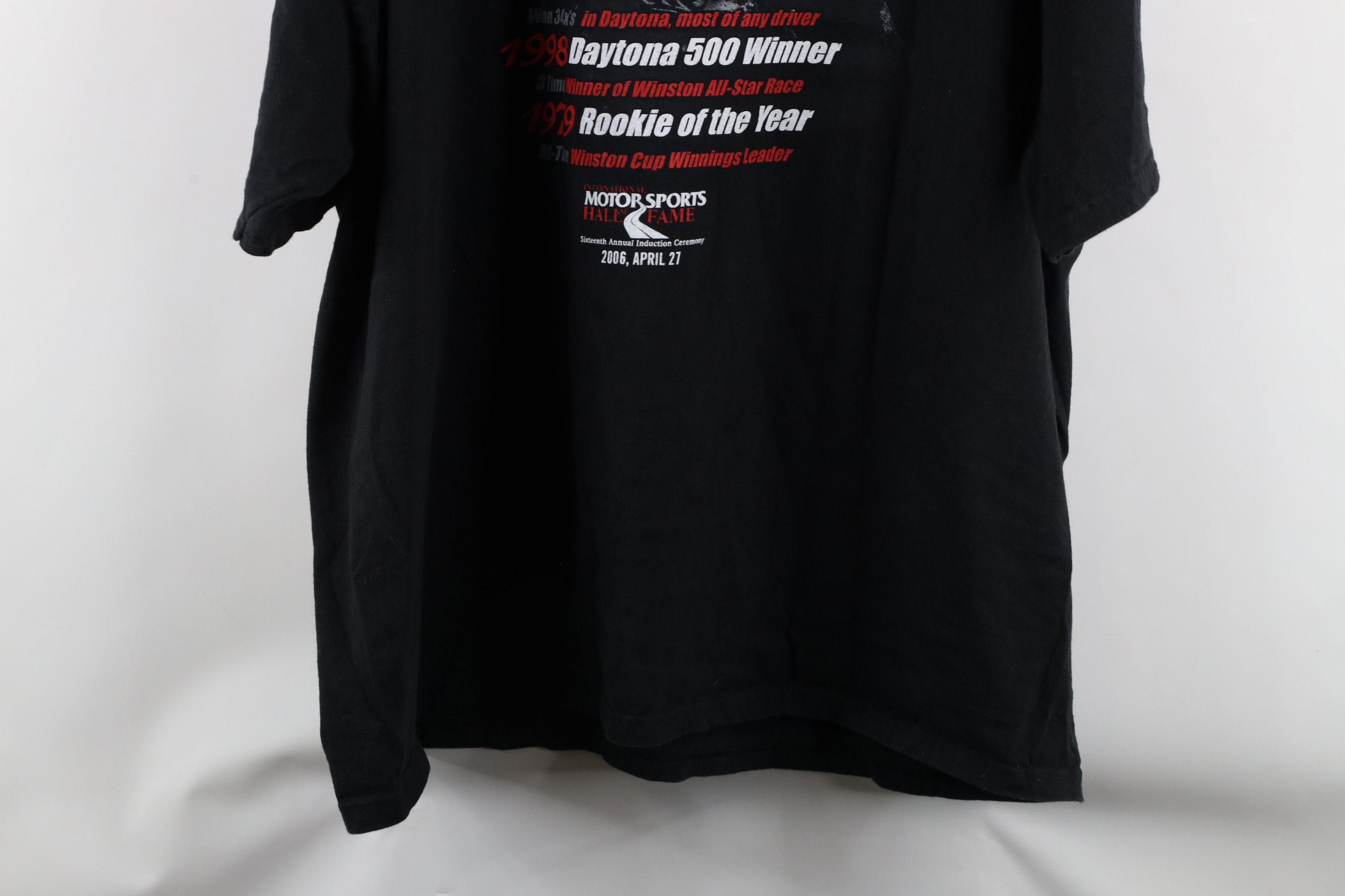 Vintage Vintage Y2K Motorsports Hall of Fame Dale Earnhardt T-Shirt Size US XXL / EU 58 / 5 - 11 Thumbnail
