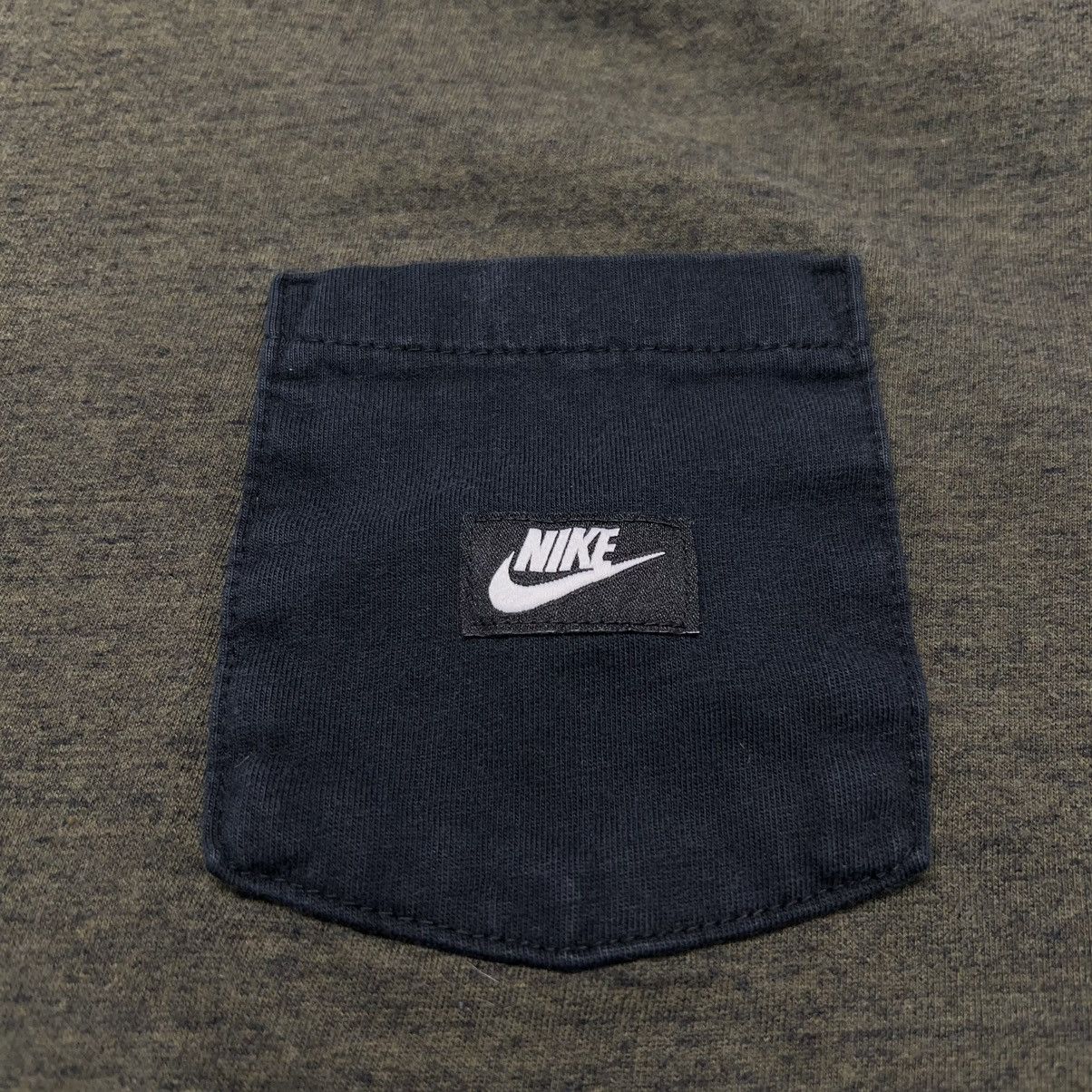Nike Nike Tee Shirt Heather Green Pocket Logo Box Sportswear Y2K Size US L / EU 52-54 / 3 - 7 Thumbnail