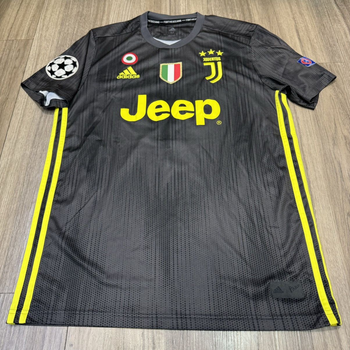 Adidas Juventus 18/19 C/L third away #7 Ronaldo Size US M / EU 48-50 / 2 - 1 Thumbnail
