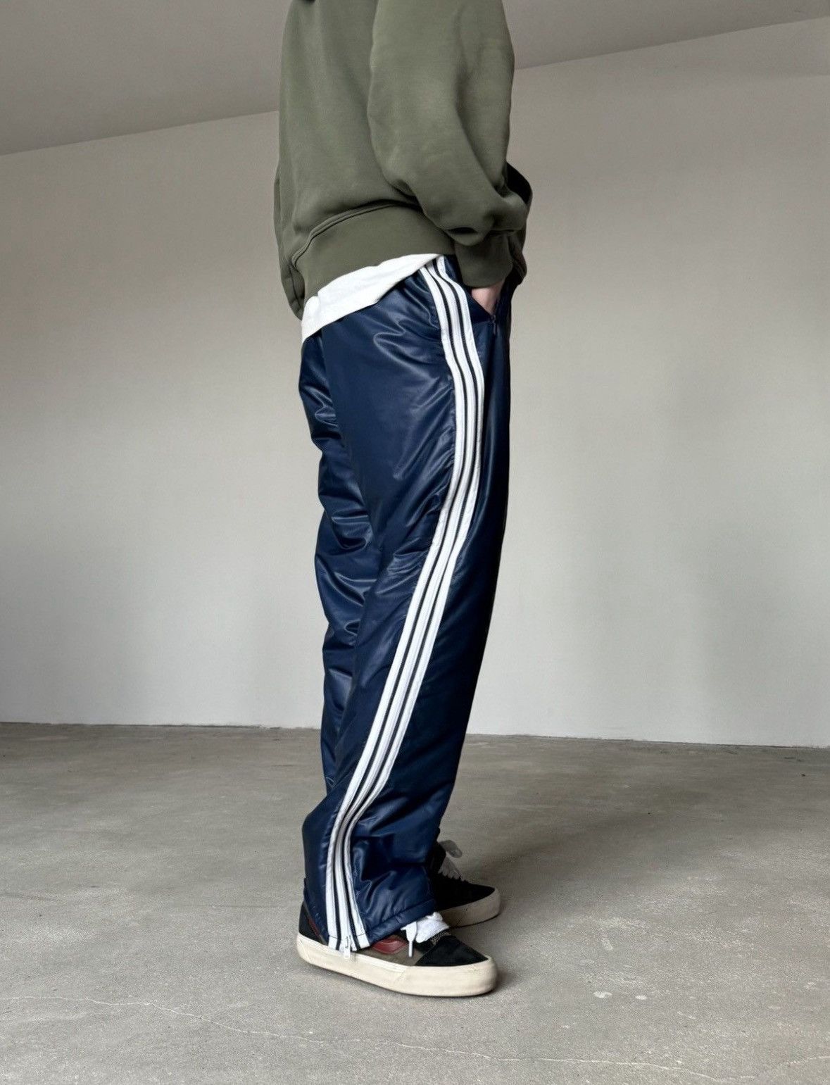 Adidas Vintage Adidas Nylon Trackpants Size US 33 - 4 Thumbnail
