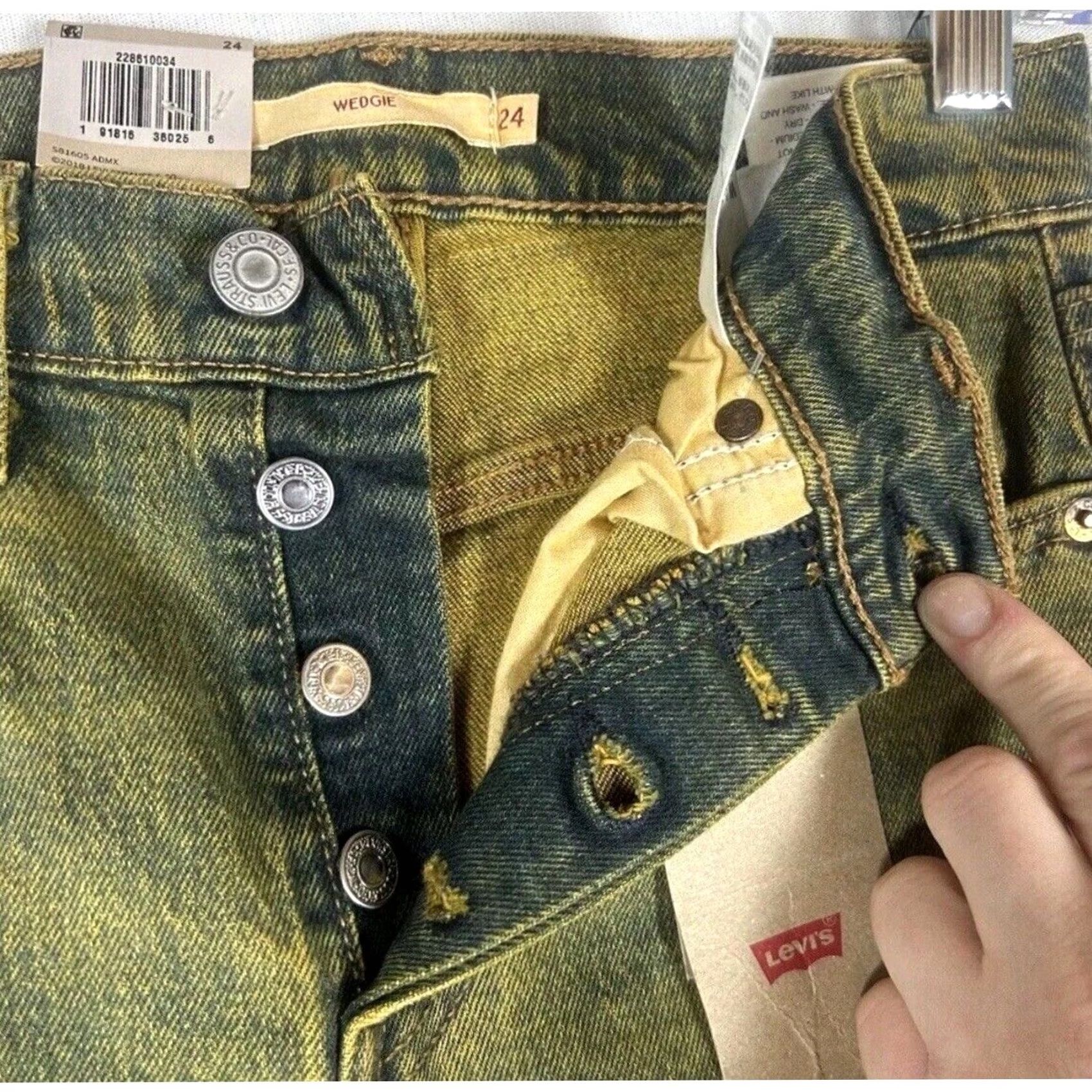 Levi's Levi's Wedgie Icon Jeans Womens 24 Irregular Straight Button Fly Denim NWT Size 42" / US 20 - 2 Thumbnail