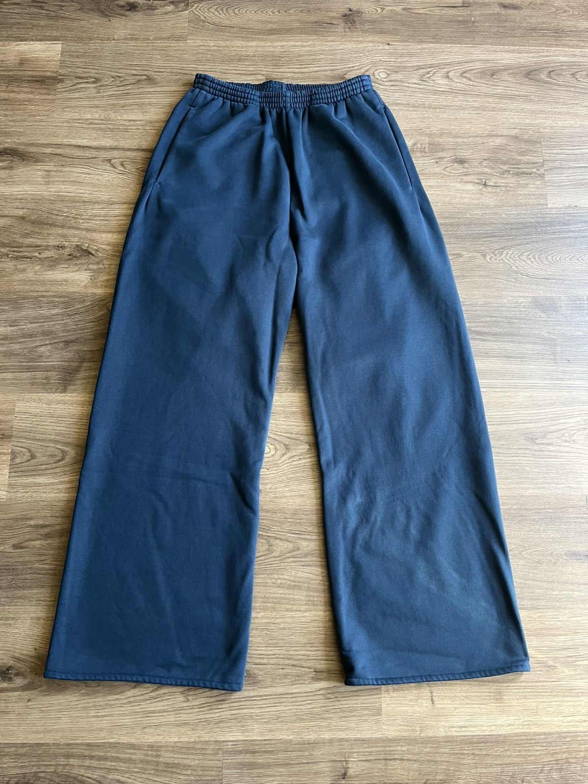 Balenciaga × Gap × Kanye West YGEBB Yeezy Gap Sweatpants Bundle Size Medium Size US 32 / EU 48 - 1 Thumbnail
