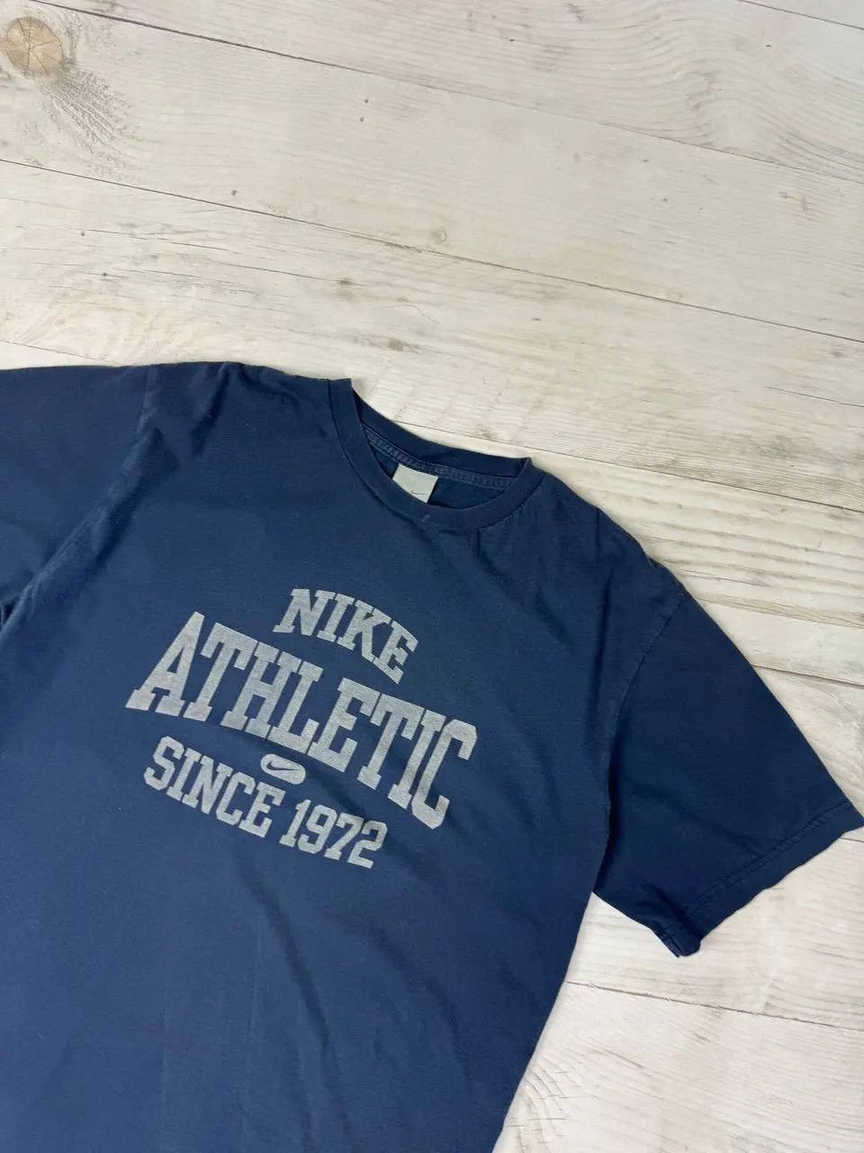 Nike Vintage Nike Athletic Big Logo 00s T Shirt Size US L / EU 52-54 / 3 - 2 Thumbnail