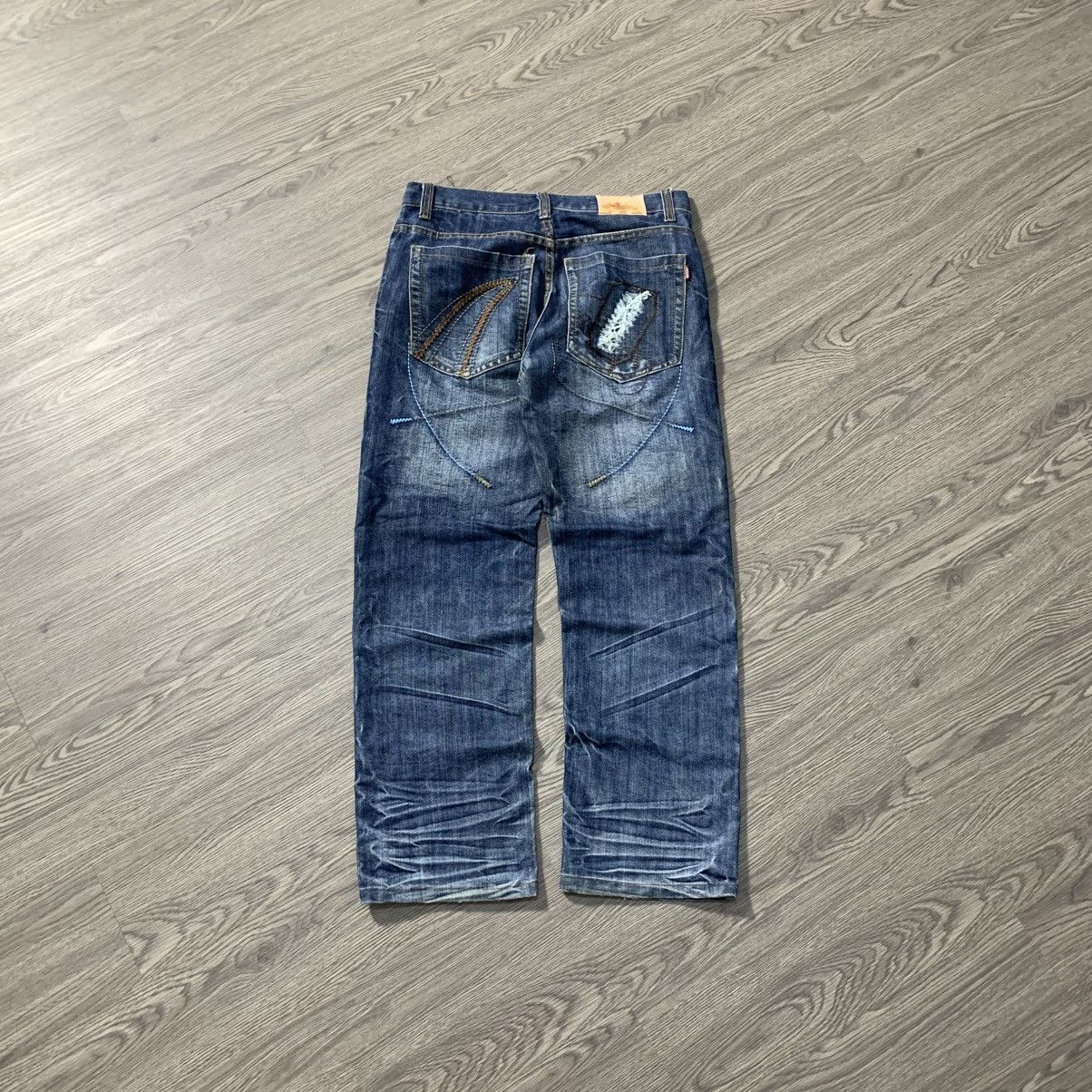 Other EDYNBURGH FADING DISTRESSED JEANS Size US 32 / EU 48 - 7 Thumbnail