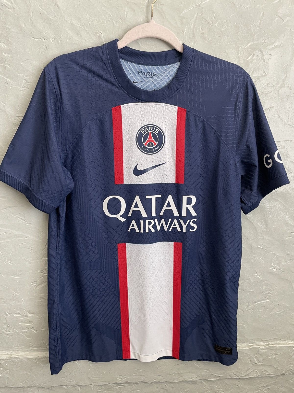 Nike PSG 22/23 Home player version jersey Size US M / EU 48-50 / 2 - 1 Thumbnail