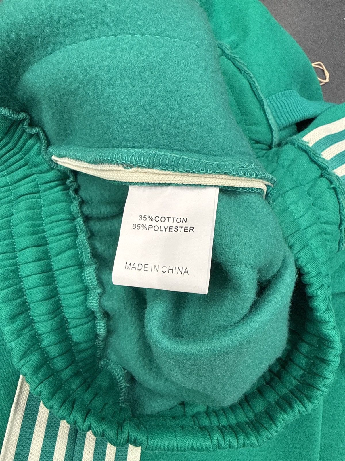 The GV Gallery The GVGallery Raspberry Hills Lil Leon Scrunch Sweatpants Size US 32 / EU 48 - 4 Thumbnail