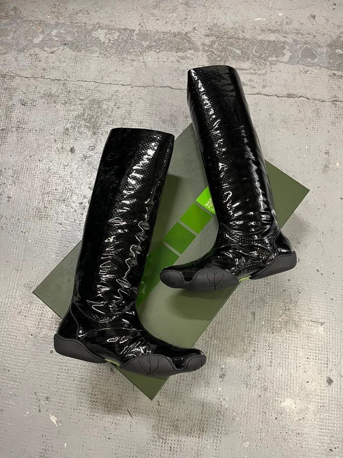 Marithe + Francois Girbaud Marithé + François Girbaud Topic Leather Patent Black Boots Size US 8 / IT 38 - 2 Thumbnail