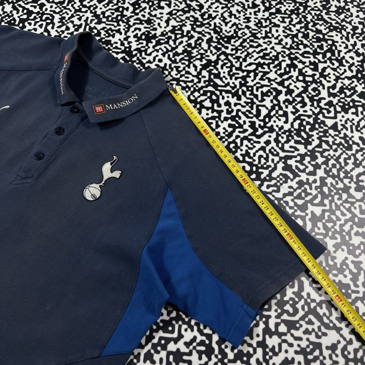 Puma Vintage Y2K Tottenham Soccer Football Faded Polo T-shirt Size US XL / EU 56 / 4 - 15 Thumbnail