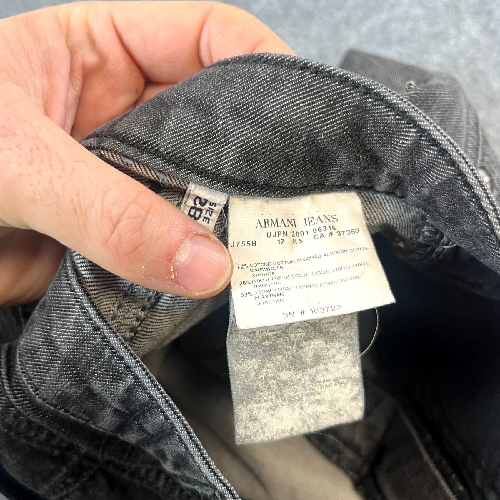 Vintage Armani Jeans Jeans Straight 28 Charcoal Grey Stretch Chambray Sequins Women 28 Denim Cotton Elastane Lyocell Regular 5-Pocket Mens Womens Size 28" / US 6 / IT 42 - 7 Thumbnail