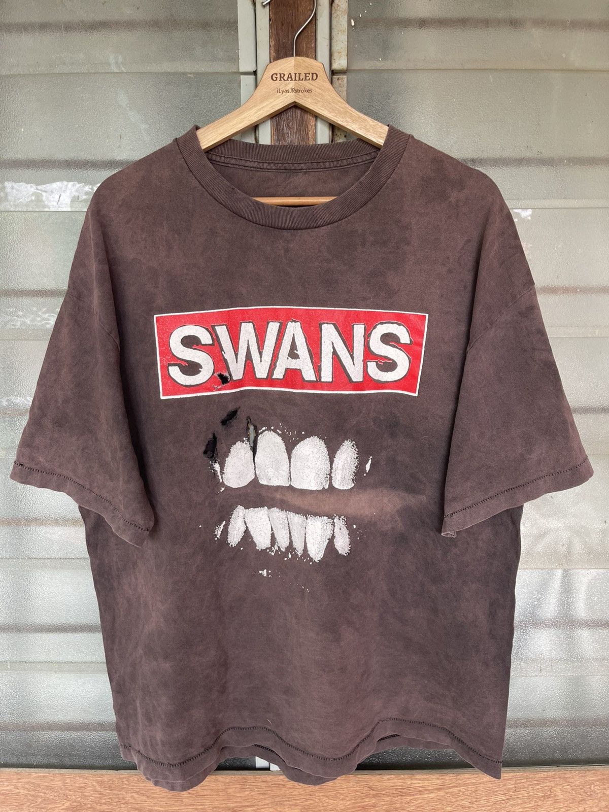 Vintage Thrashed Vintage 90's Swans Filth Punk Band Faded Tee Size US L / EU 52-54 / 3 - 1 Thumbnail