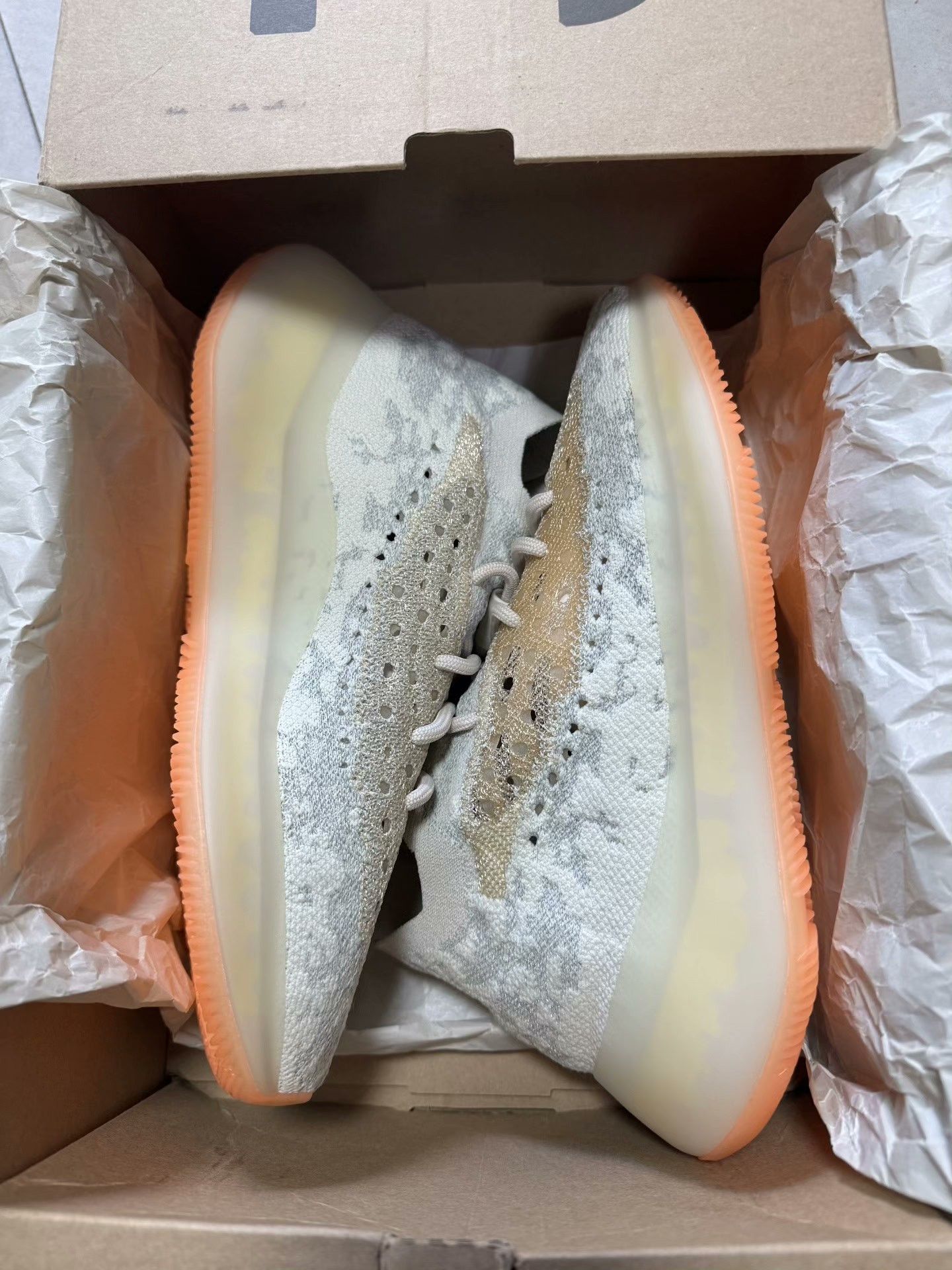 Yeezy Yeezy Pink Lowtop Sneakers 41 Men Size US 8.5 / EU 41-42 - 1 Thumbnail