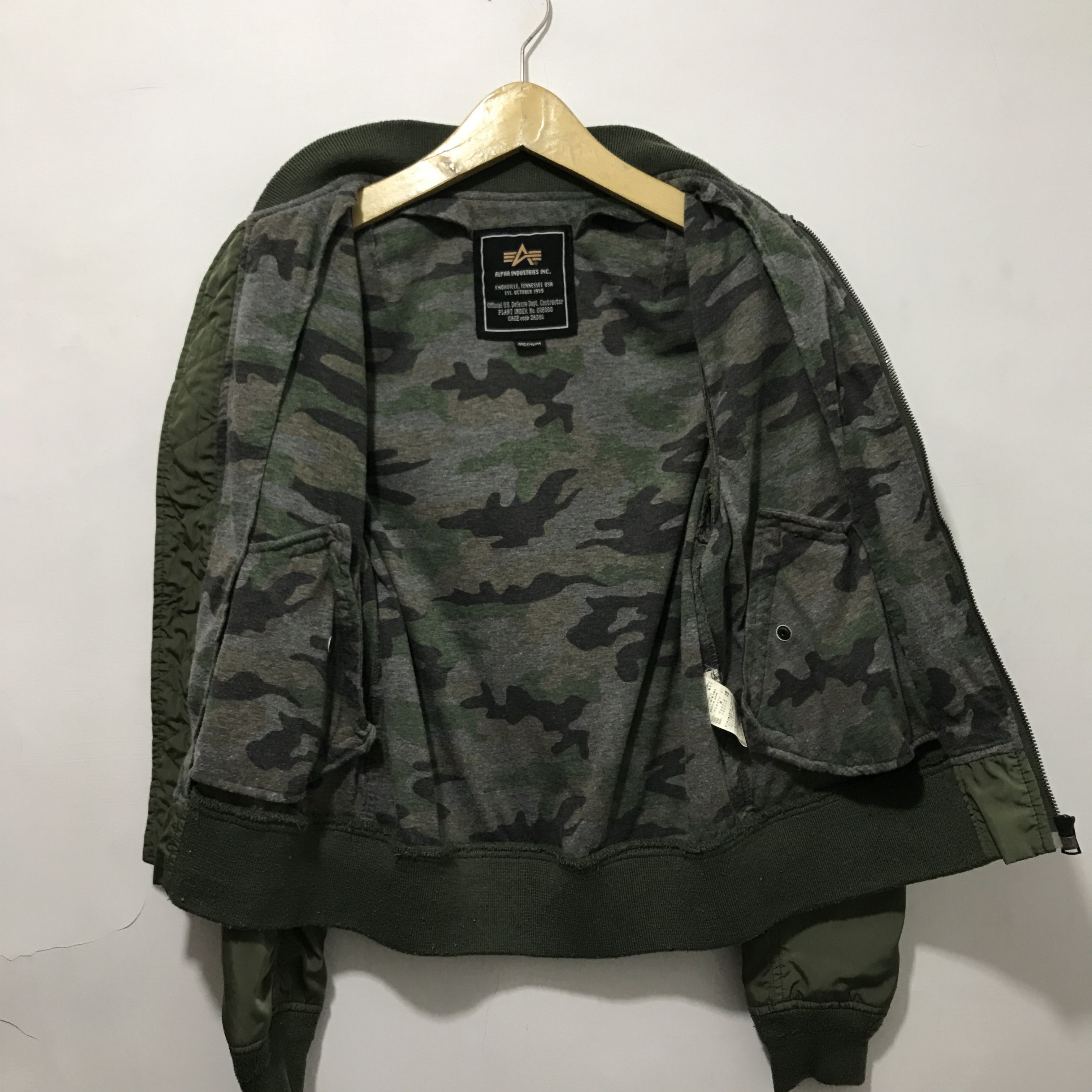 Alpha Industries VTG Alpha Industries MA-1 Bomber Size M / US 6-8 / IT 42-44 - 2 Thumbnail