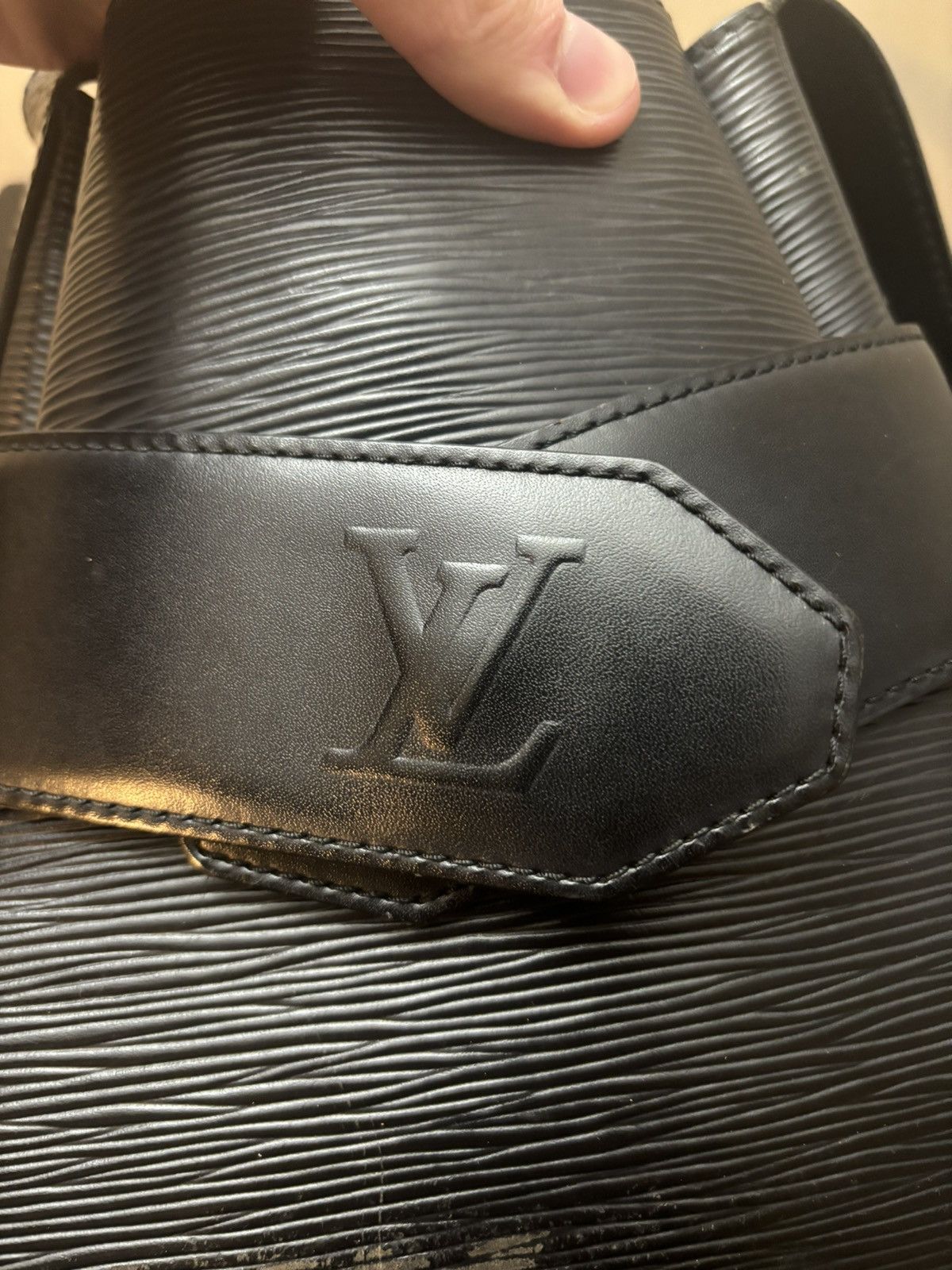 Louis Vuitton Louis Vuitton Sac De Paul Epi Shoulder Bag Black Size ONE SIZE - 8 Thumbnail