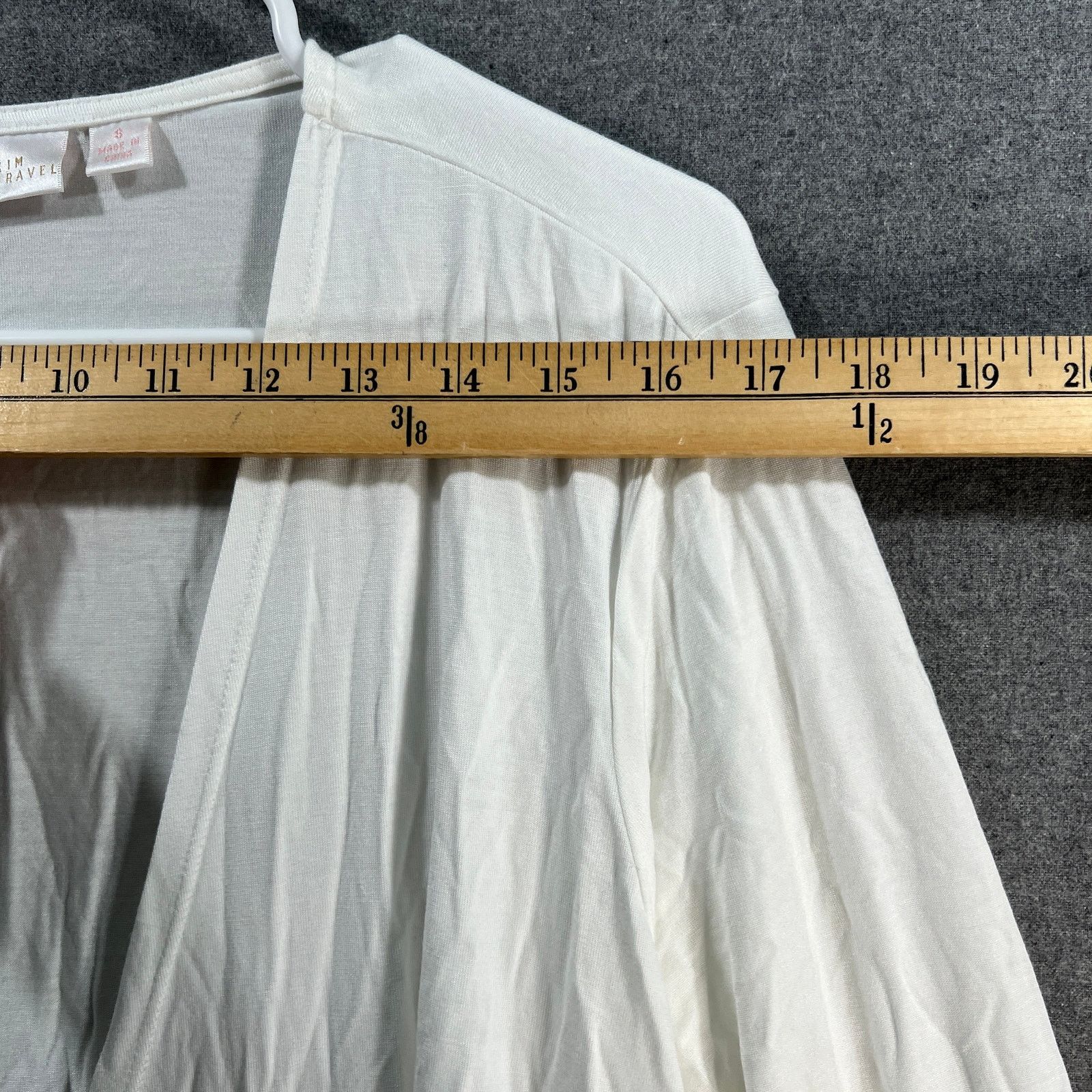 Other Belle by Kim Gravel Rayon Spandex Shrug White Size Small Size S / US 4 / IT 40 - 6 Thumbnail
