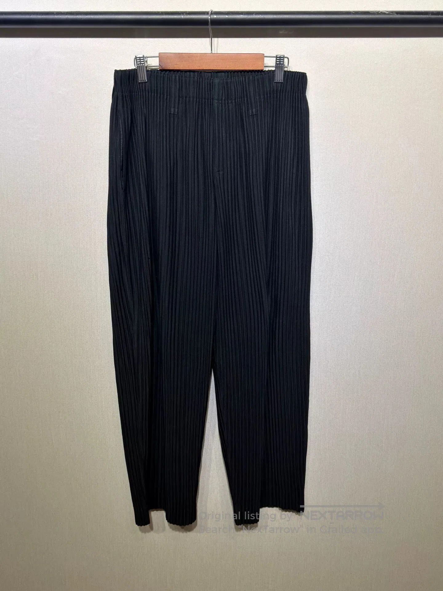 Issey Miyake Issey Miyake Black Classic Jeans Size 1. Size US 26 / EU 42 - 1 Thumbnail