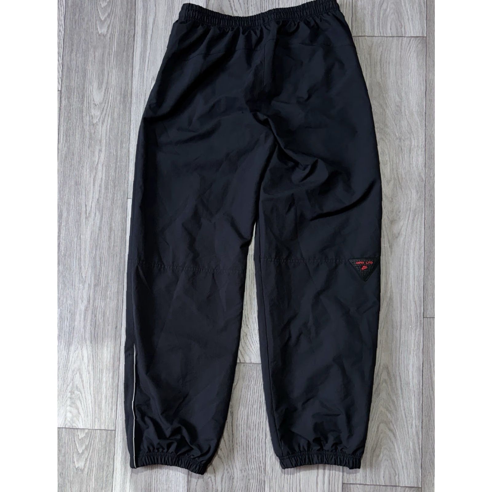 Nike VINTAGE Nike Jogger Pants Black M Size US 31 - 4 Thumbnail