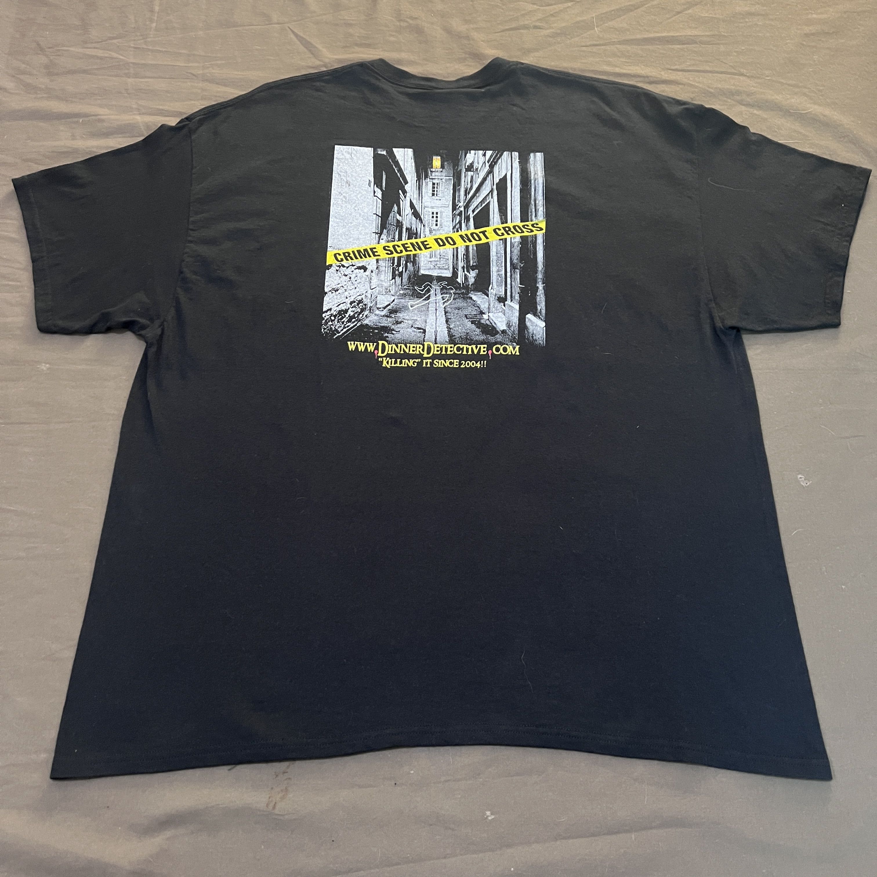 Vintage Vintage Y2K The Dinner Detective Promo Tee 2XL Colt pistol Size US XXL / EU 58 / 5 - 2 Thumbnail