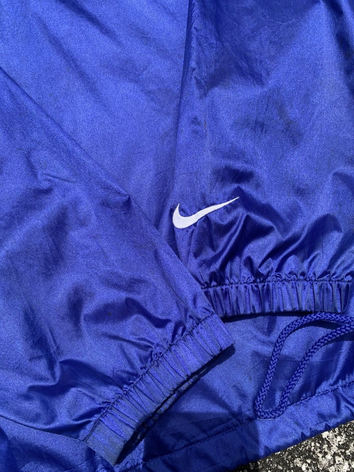 Nike Vintage 90s Nike Centre Hoodie Winbreaker Size US L / EU 52-54 / 3 - 3 Thumbnail