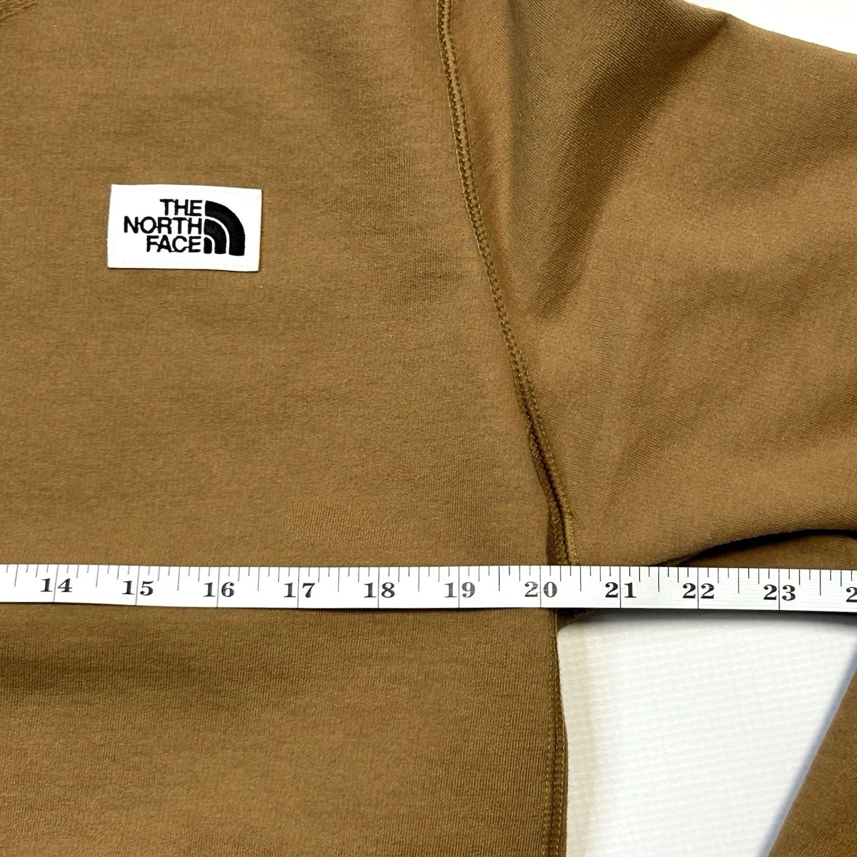 The North Face The North Face Women’s Heritage Patch Collarless Sweatshirt Almond Butter Tan L Pullover Size L / US 10 / IT 46 - 7 Thumbnail