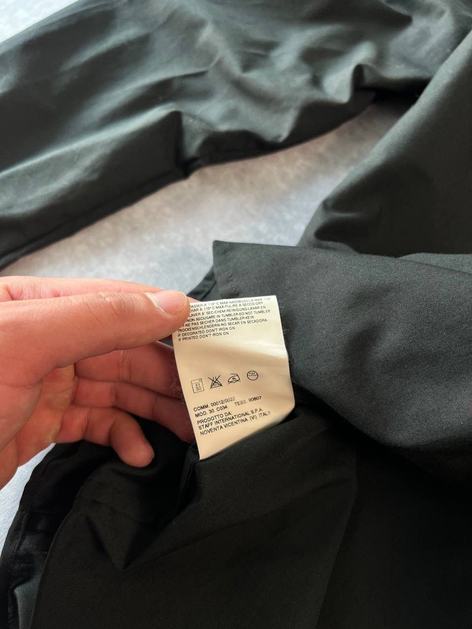 Maison Margiela Maison Margiela black shirt Size: IV (large) 2002 Size US L / EU 52-54 / 3 - 7 Thumbnail