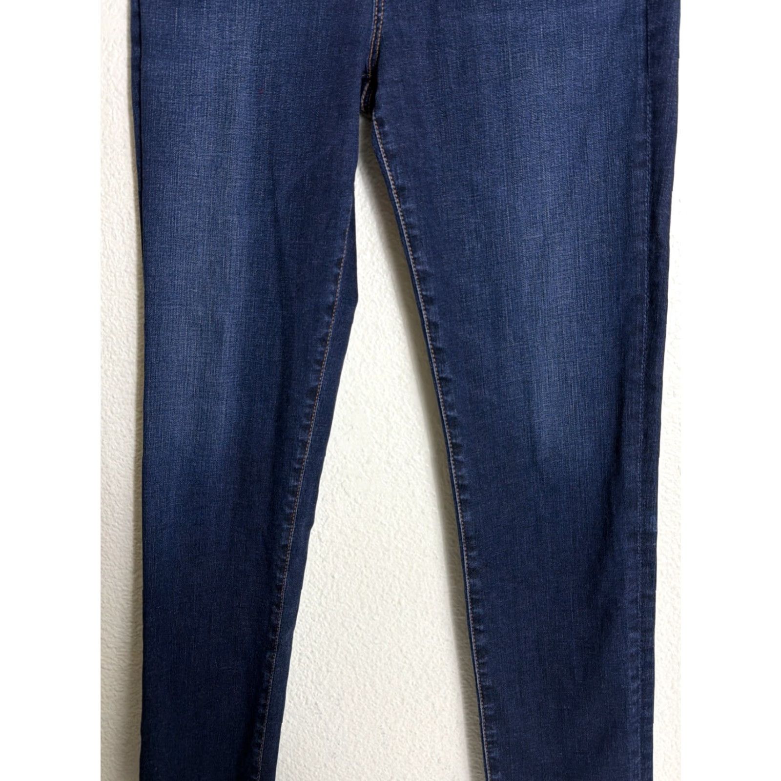Vintage AG Adriano Goldschmied The Prima Mid Rise Cigarette Jeans Womens 30R Dark Wash Size 30" / US 8 / IT 44 - 4 Thumbnail