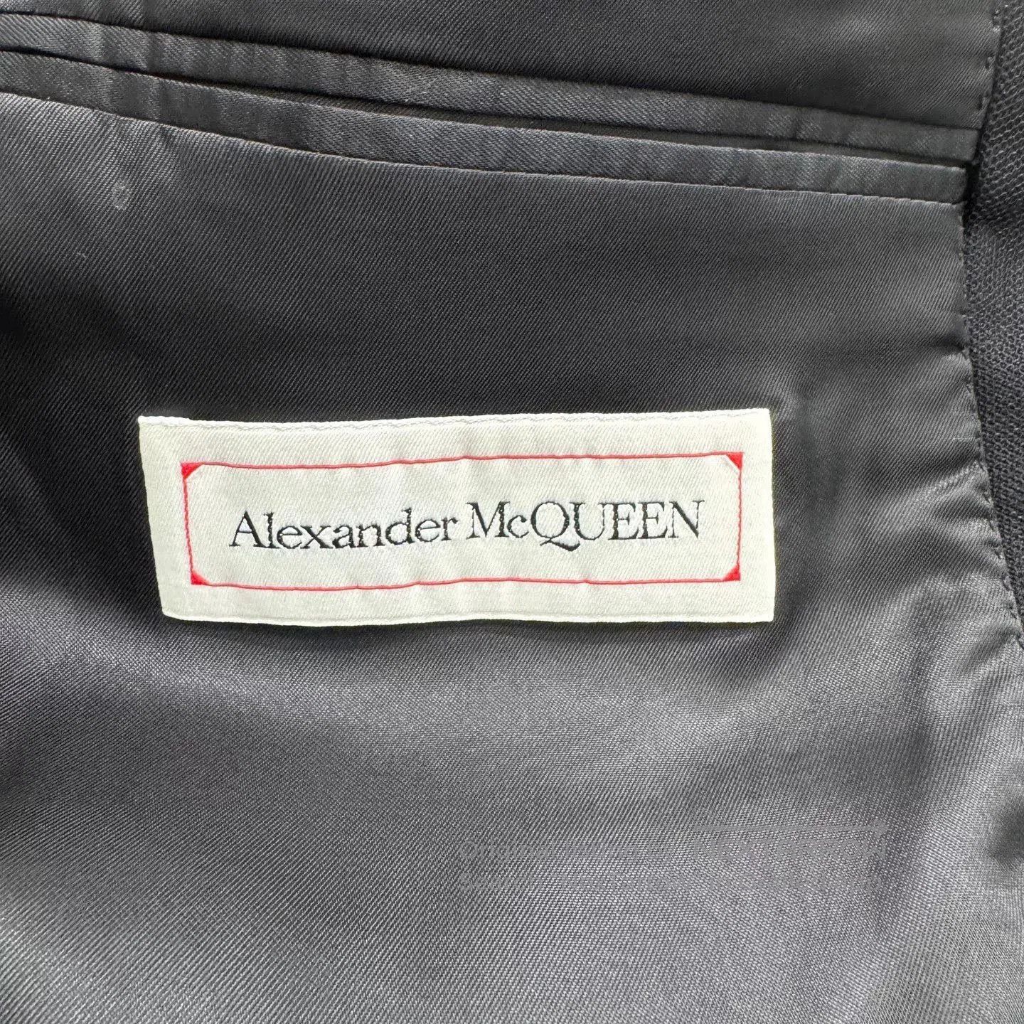 Alexander McQueen alexander mcqueen embroidered floral wool blazer. Size US L / EU 52-54 / 3 - 7 Thumbnail