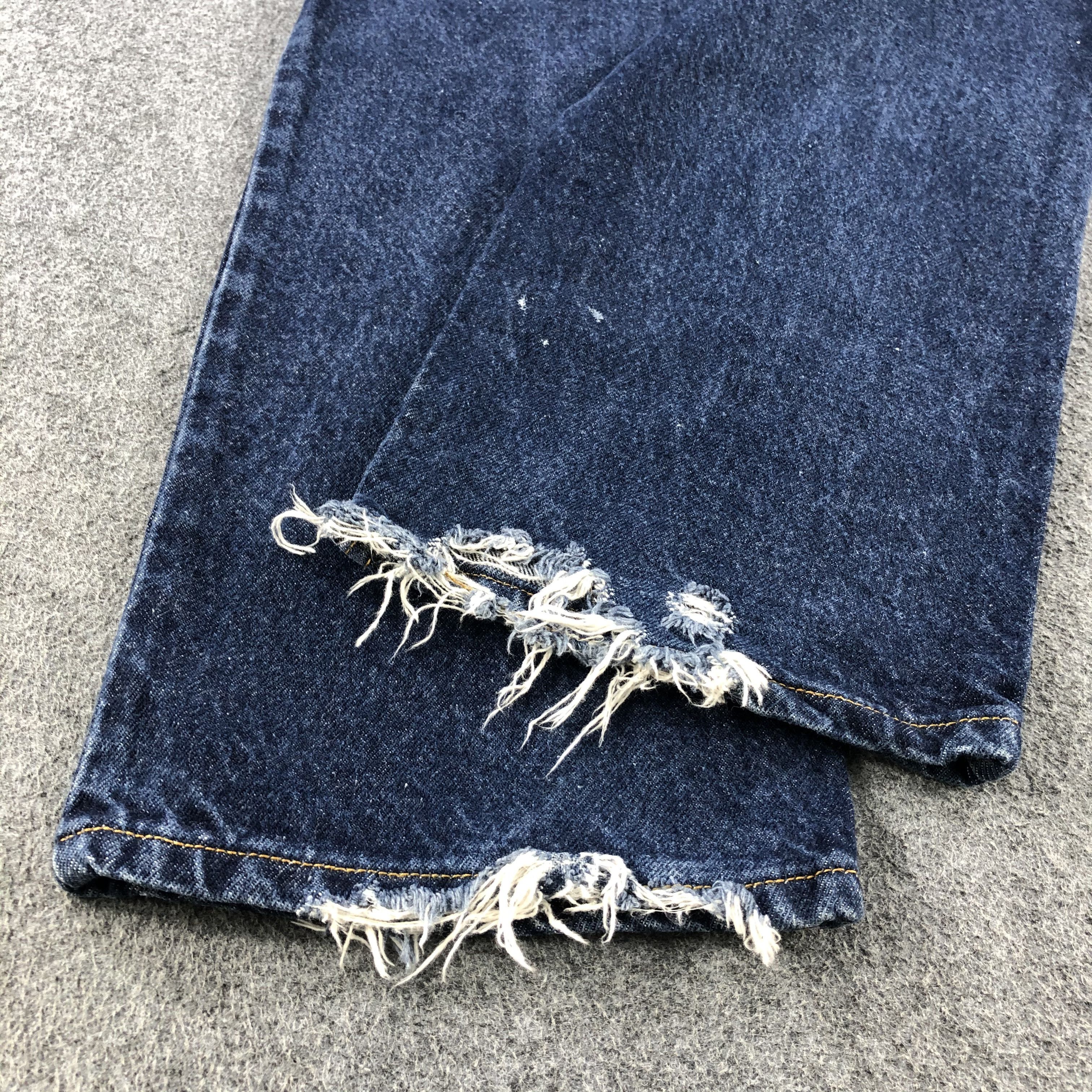Levi's Vintage Distress Levis 505 Jeans- J1310 Size US 37 - 6 Thumbnail