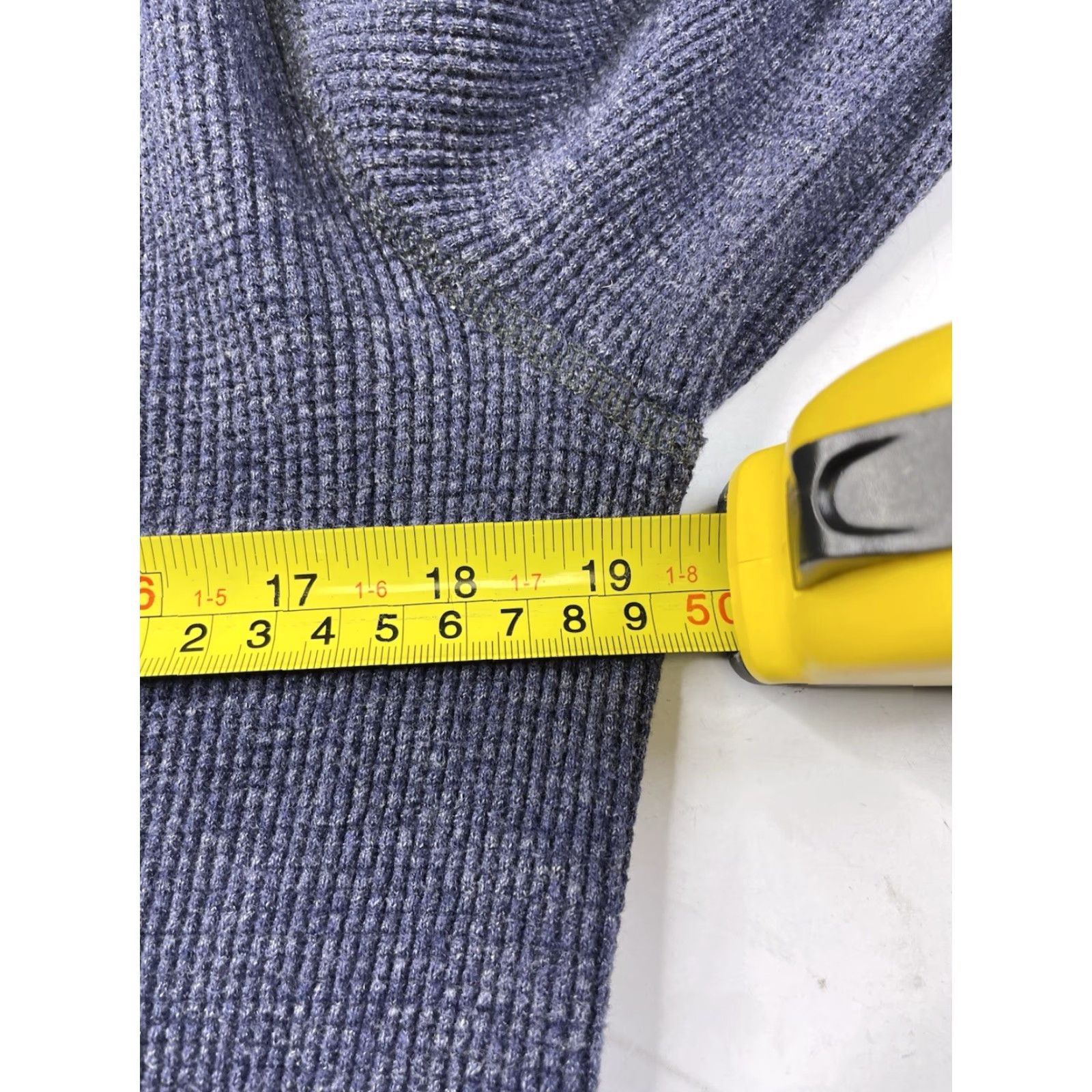 Wallace & Barnes J Crew Wallace & Barnes Mens Henley Long Sleeve Thermal Waffle Shirt Large Blue Size US L / EU 52-54 / 3 - 7 Thumbnail