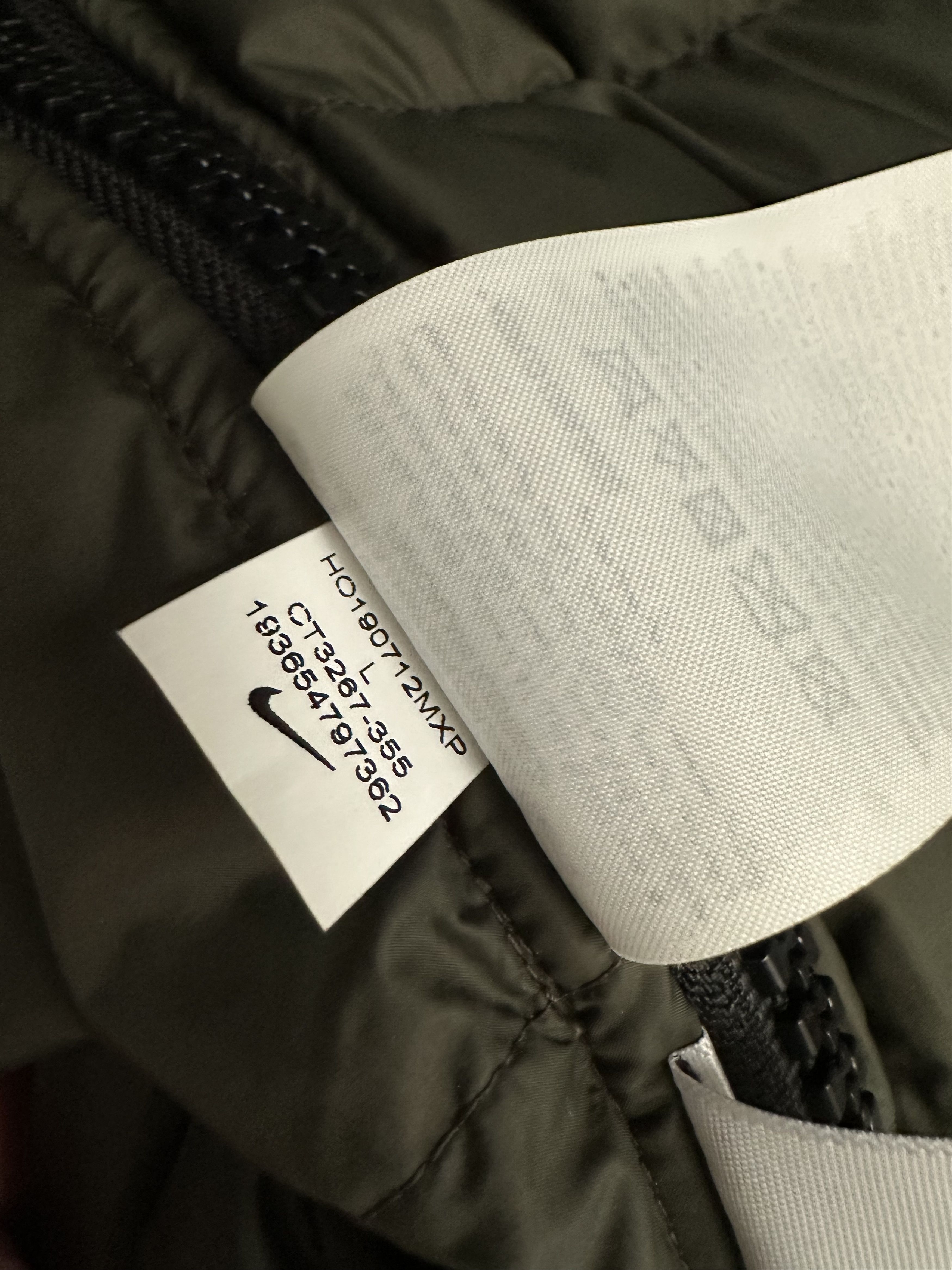 Nike × Sacai Sacai x Nike Seqouia Puffer Jacket, L Size L / US 10 / IT 46 - 8 Thumbnail