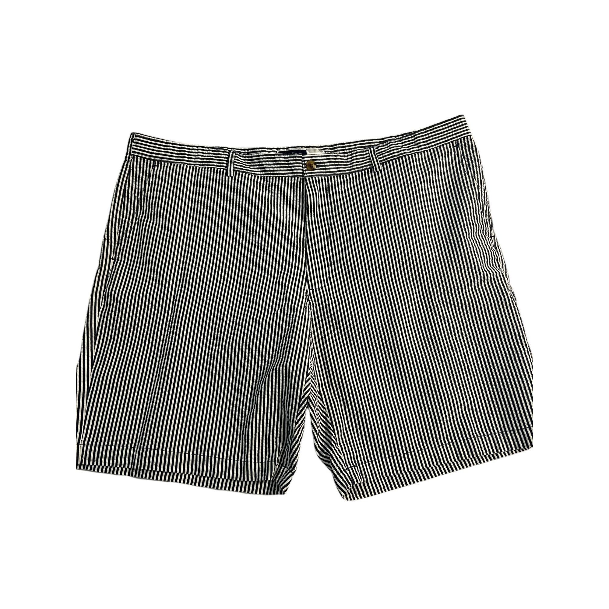 Club Room Club Room Blue White Seersucker Shorts Flat Front Size 44W N Size US 44 / EU 60 - 1 Thumbnail