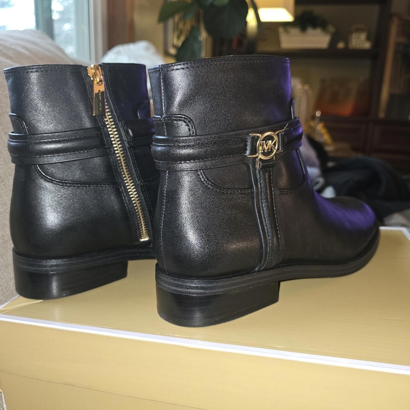 Michael Kors Michael Kors Mindy Leather Boot Size US 7 / IT 37 - 2 Thumbnail