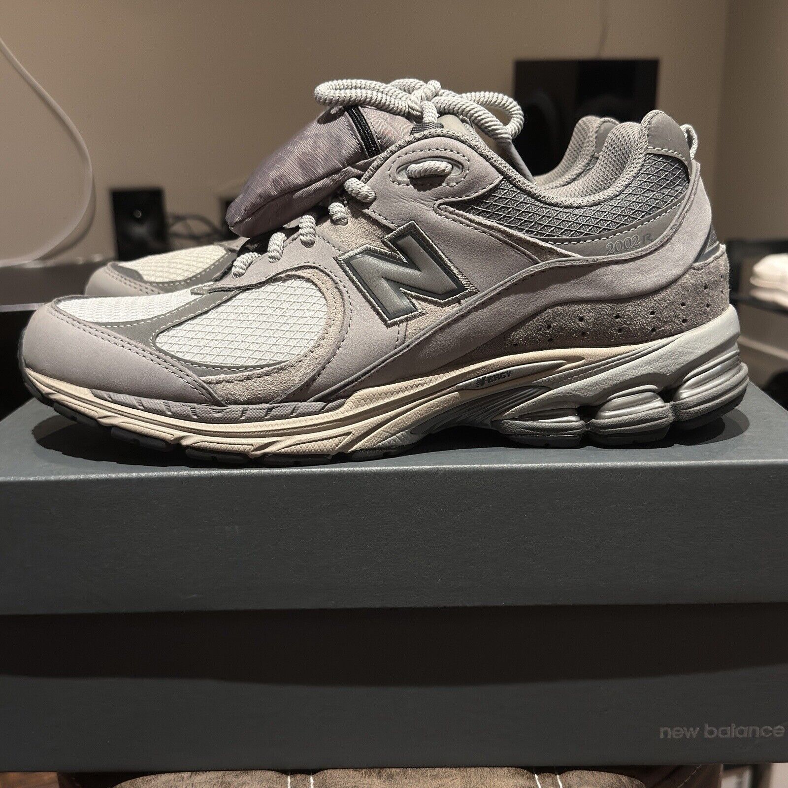 New Balance New Balance 2002R Gray Pocket - Size 10 Size US 10 / EU 43 - 5 Thumbnail