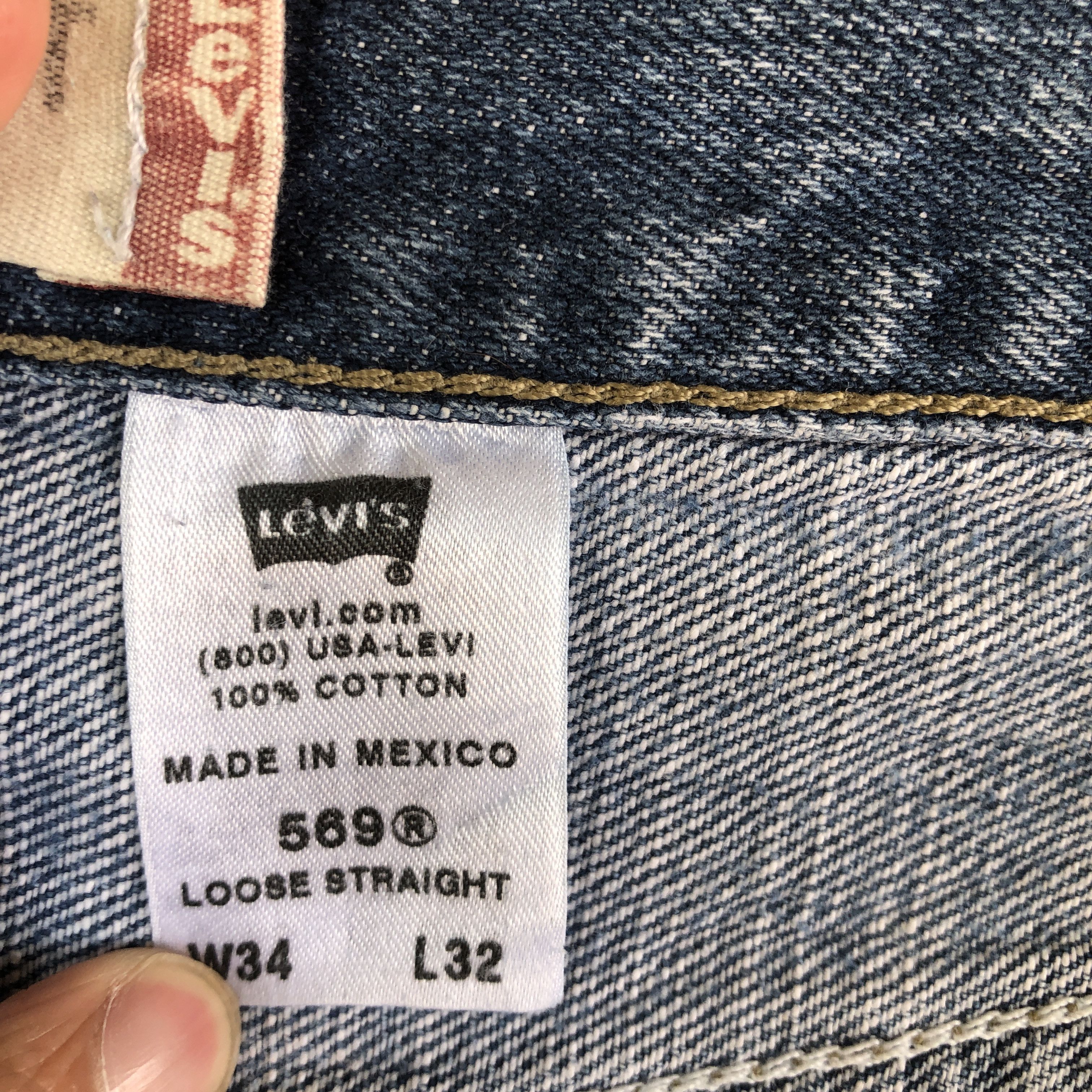 Levi's Vintage Levis 569 Faded Baggy Jeans Levi's Distressed Denim Size US 36 / EU 52 - 9 Thumbnail