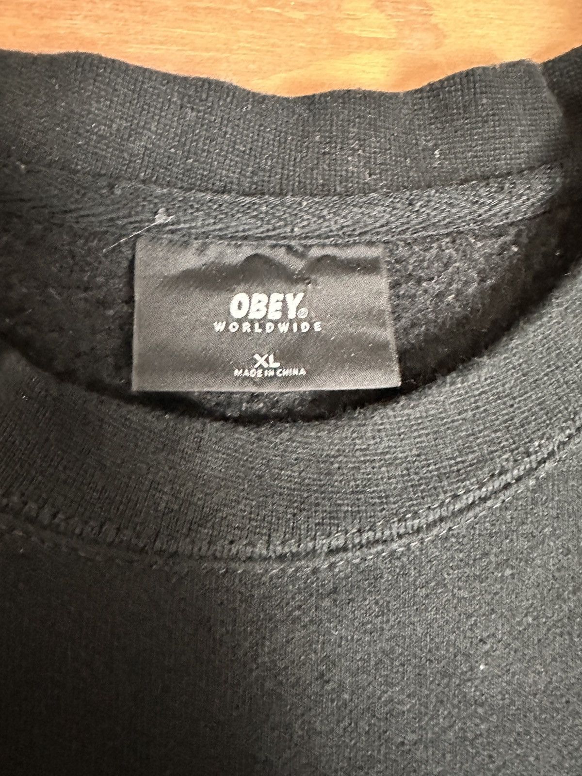 Obey OBEY Worldwide Embroidered Crewneck Sweatshirt XL, Black Size US XL / EU 56 / 4 - 4 Thumbnail