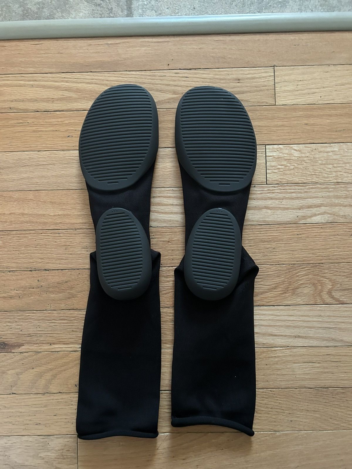 Yeezy Yeezy Black Pods size 3 new never worn. 11-13 mens Size US 11 / EU 44 - 1 Thumbnail