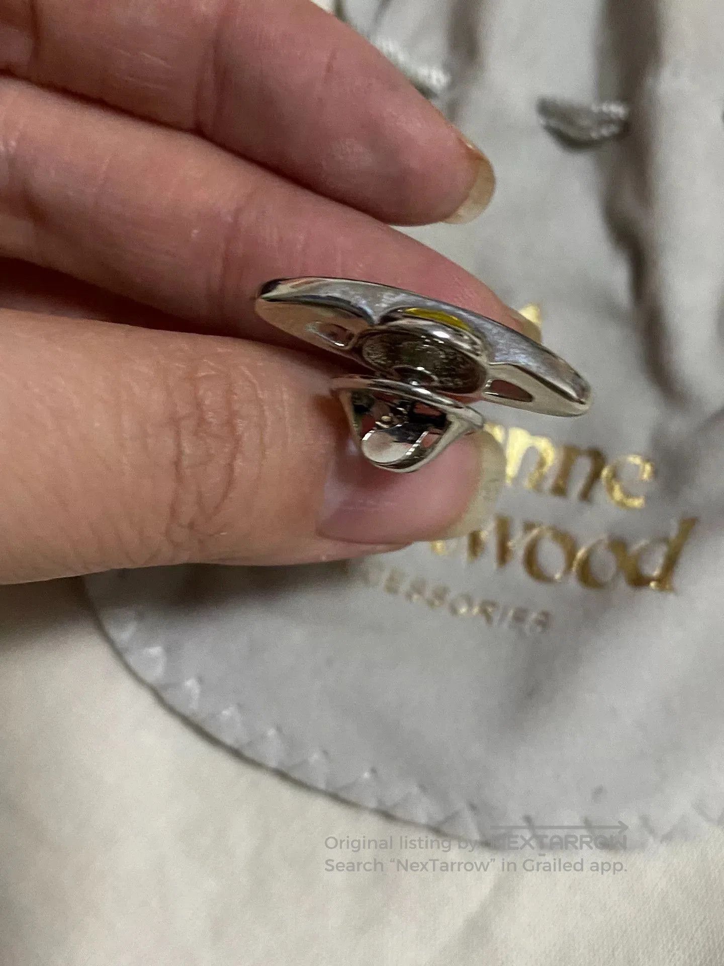 Vivienne Westwood Vivienne Westwood Vintage Badge. Size ONE SIZE - 5 Thumbnail