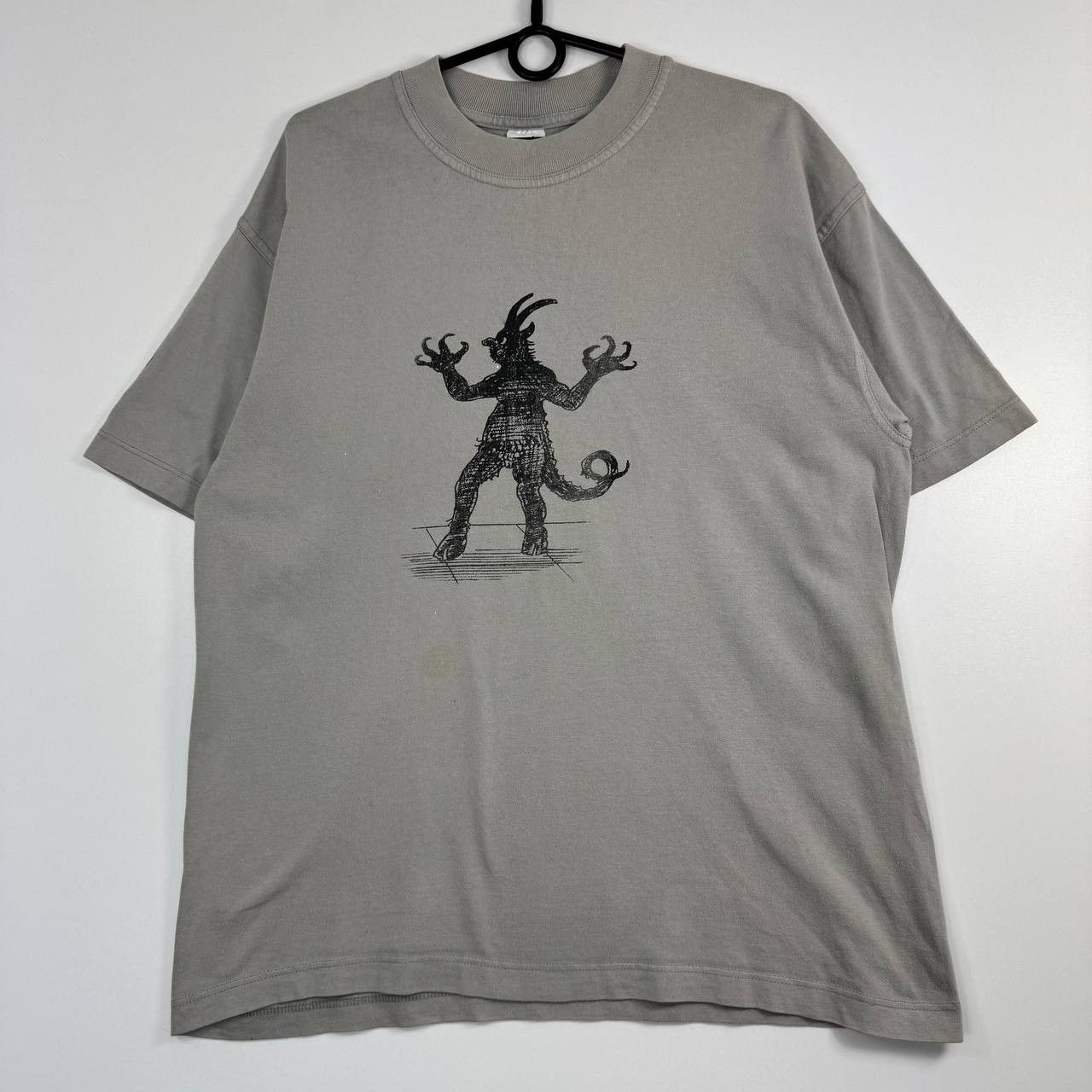 Other Vintage Graphic Devil T-Shirt Grey Print Mens L Size US M / EU 48-50 / 2 - 1 Thumbnail