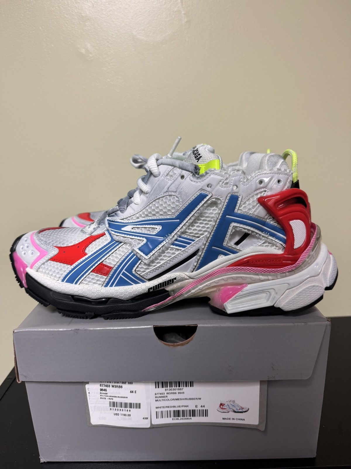 Balenciaga Balenciaga Low Top Runners Size US 11 / EU 44 - 1 Thumbnail
