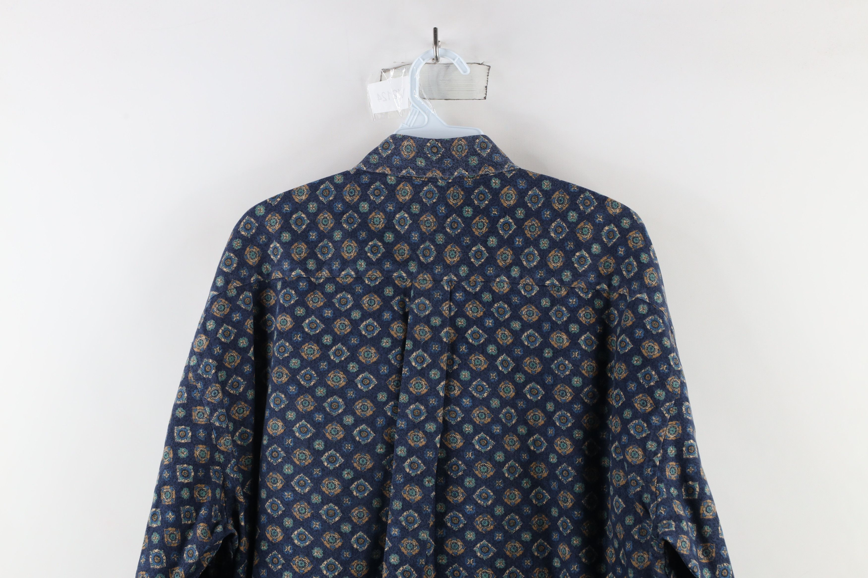 Vintage Vintage 90s Streetwear Heavyweight Button Down Shirt Size US L / EU 52-54 / 3 - 9 Thumbnail