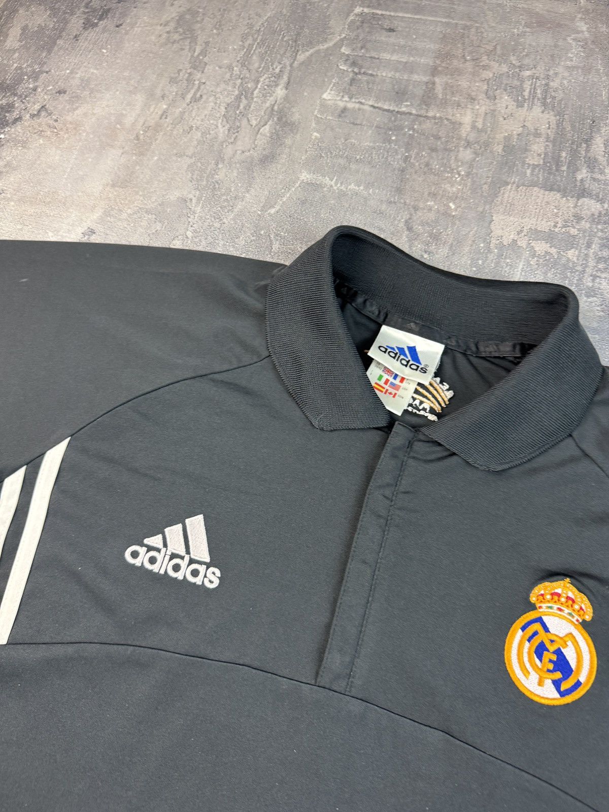 Adidas Real Madrid Adidas Football Shirt 2001 Vintage Soccer Jersey Size US L / EU 52-54 / 3 - 4 Thumbnail
