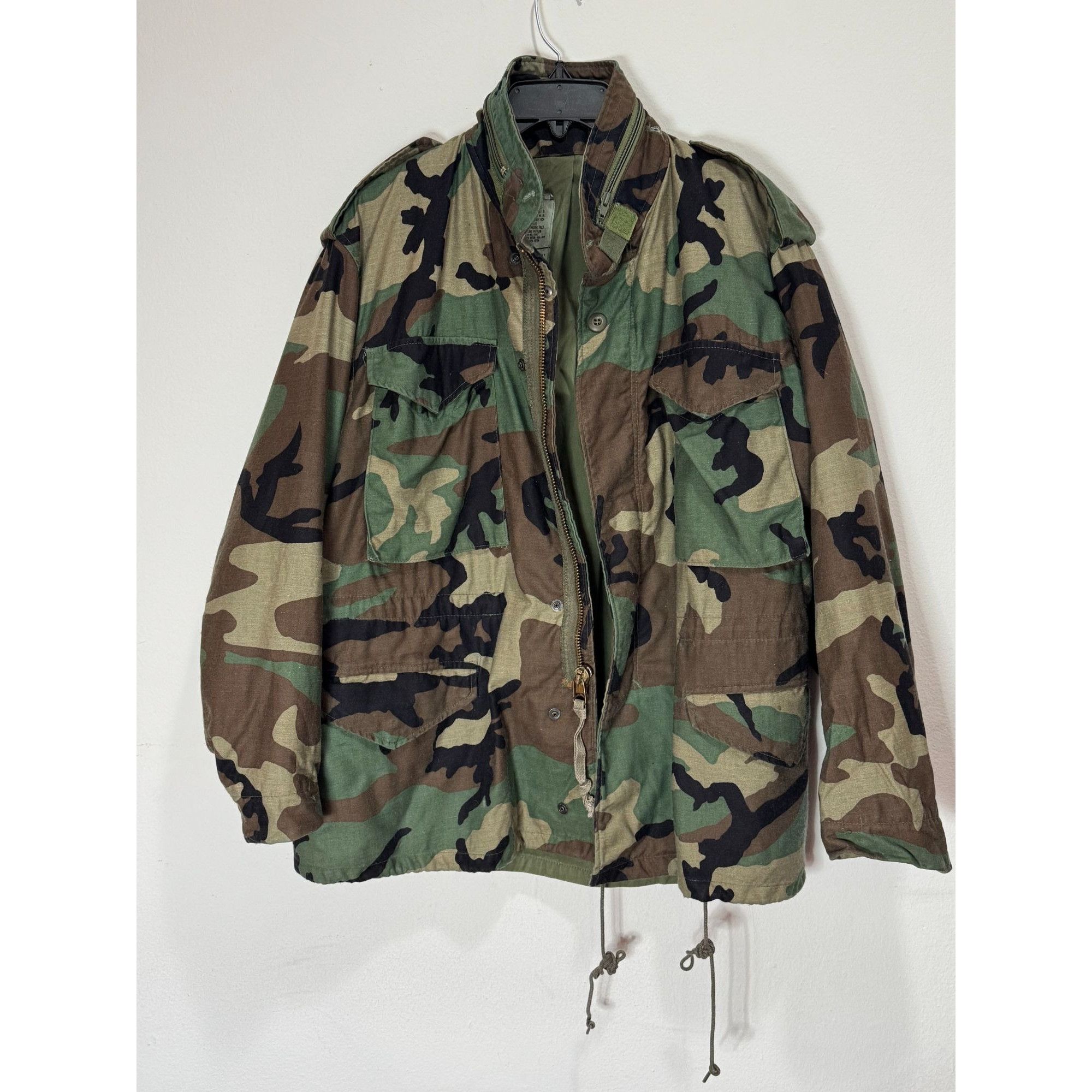 Vintage Vintage US Army Military Camouflage Cold Weather Coat Field Size US M / EU 48-50 / 2 - 5 Thumbnail