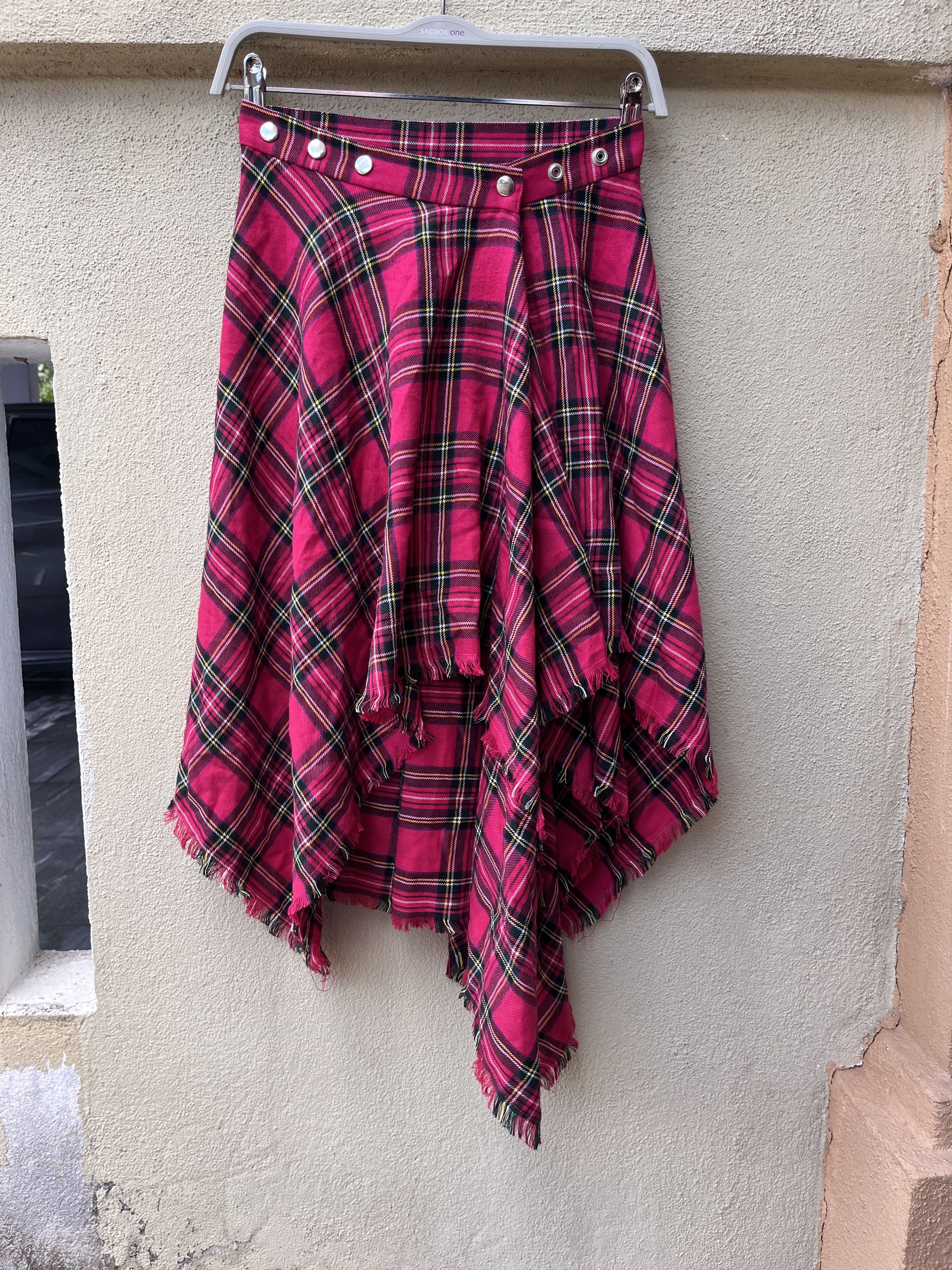 Seditionaries Sexy dynamite pink tartan assymetrical skirt Size 26" / US 2 / IT 38 - 1 Thumbnail