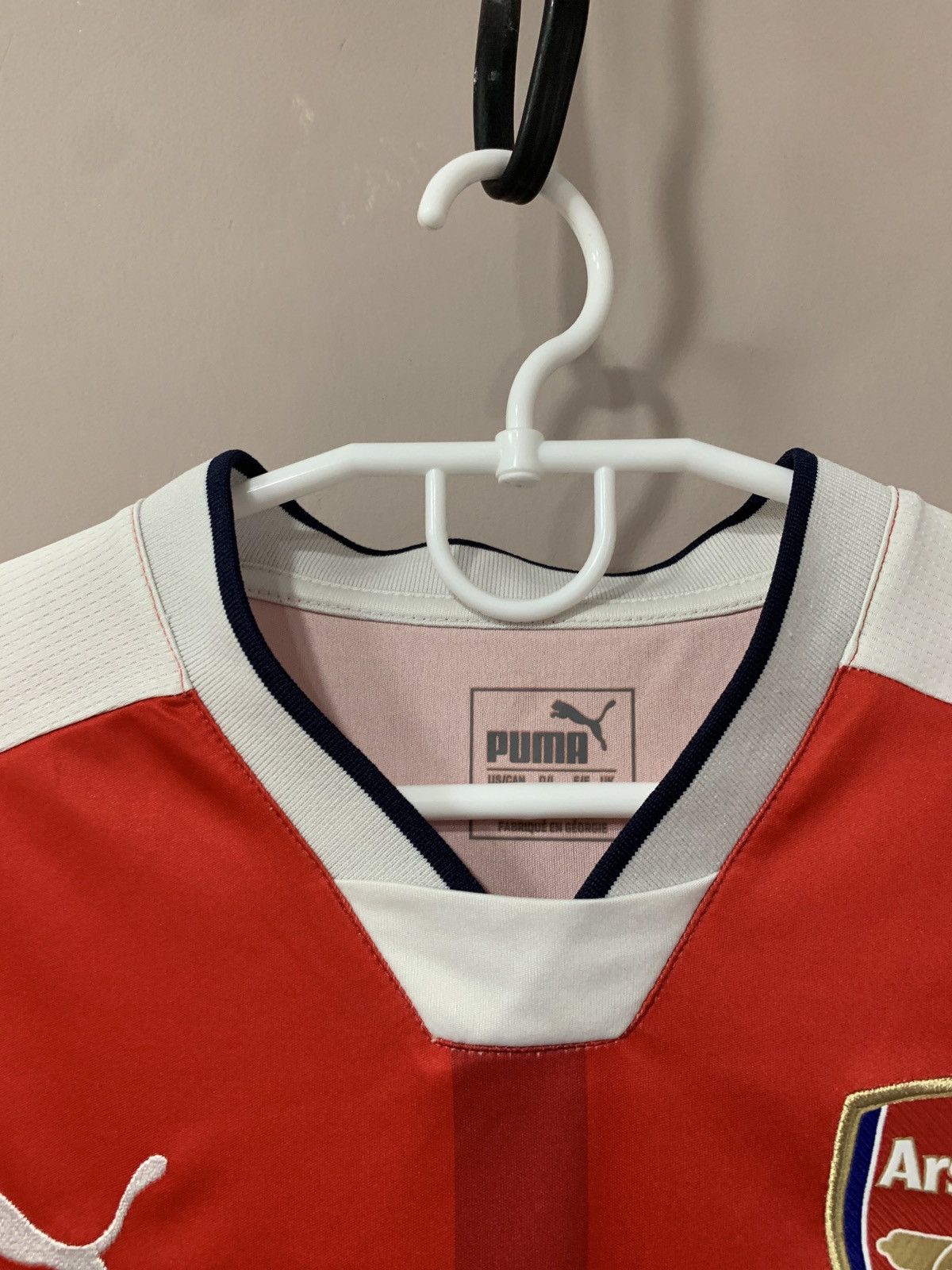 Puma ARSENAL London 2016 HOME FOOTBALL SHIRT JERSEY PUMA Soccer Size US S / EU 44-46 / 1 - 11 Thumbnail