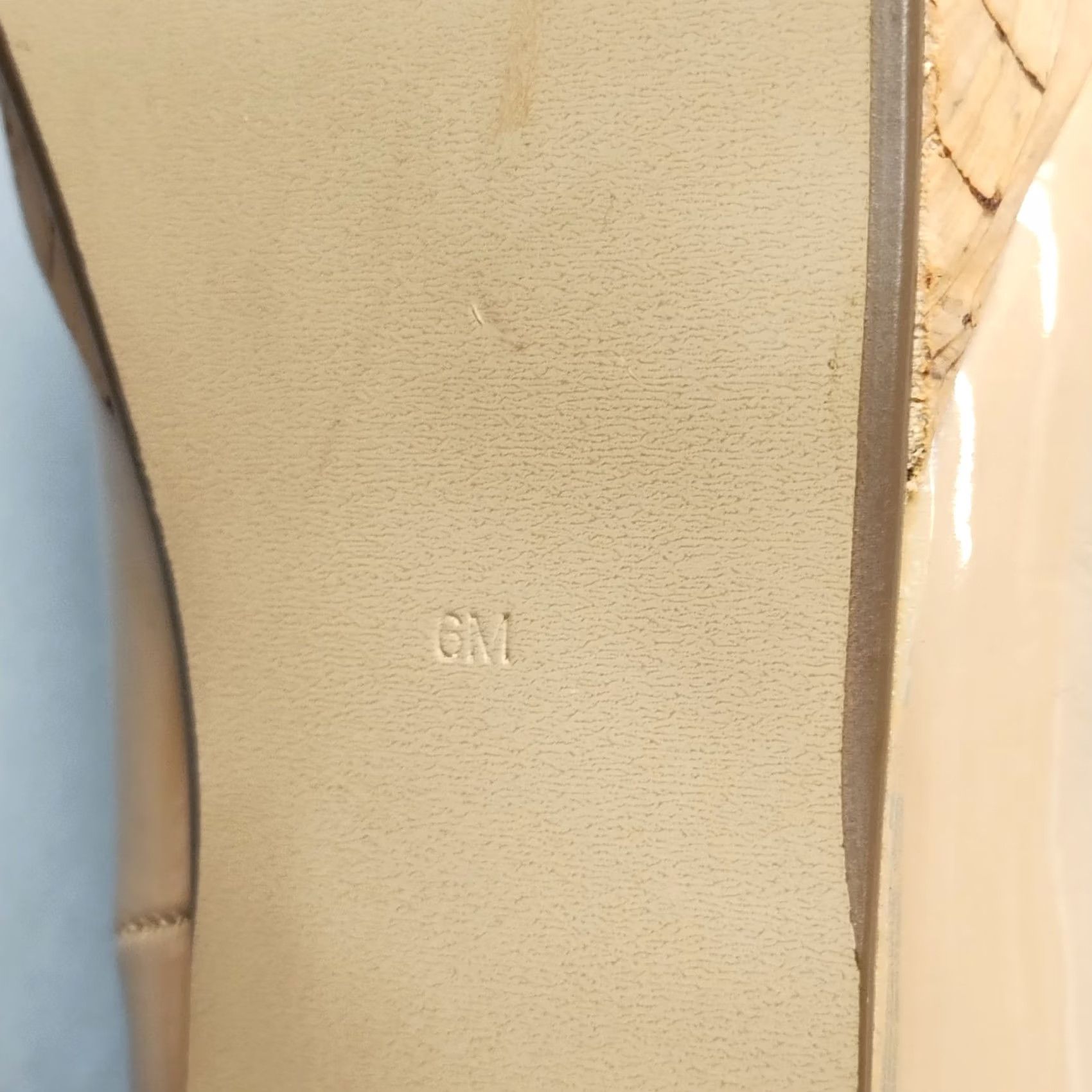 Guess GUESS Platform Pump Heels Womens US Size 6M Tan Patent Leather Slip On Pump Size US 6 / IT 36 - 7 Thumbnail