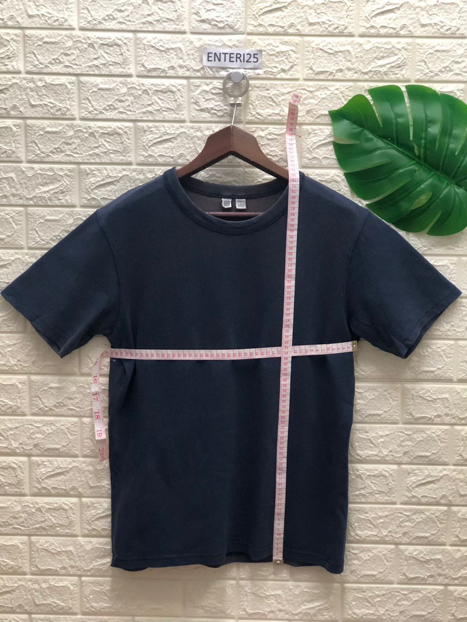 Vintage Uniqlo UUUU Plain Tees Size US L / EU 52-54 / 3 - 7 Thumbnail