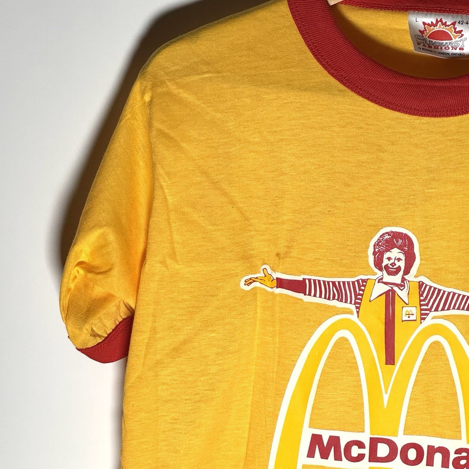 Vintage VTG Womens McDonald’s Ronald McDonald Graphic T-shirt Large Size S / US 4 / IT 40 - 4 Thumbnail