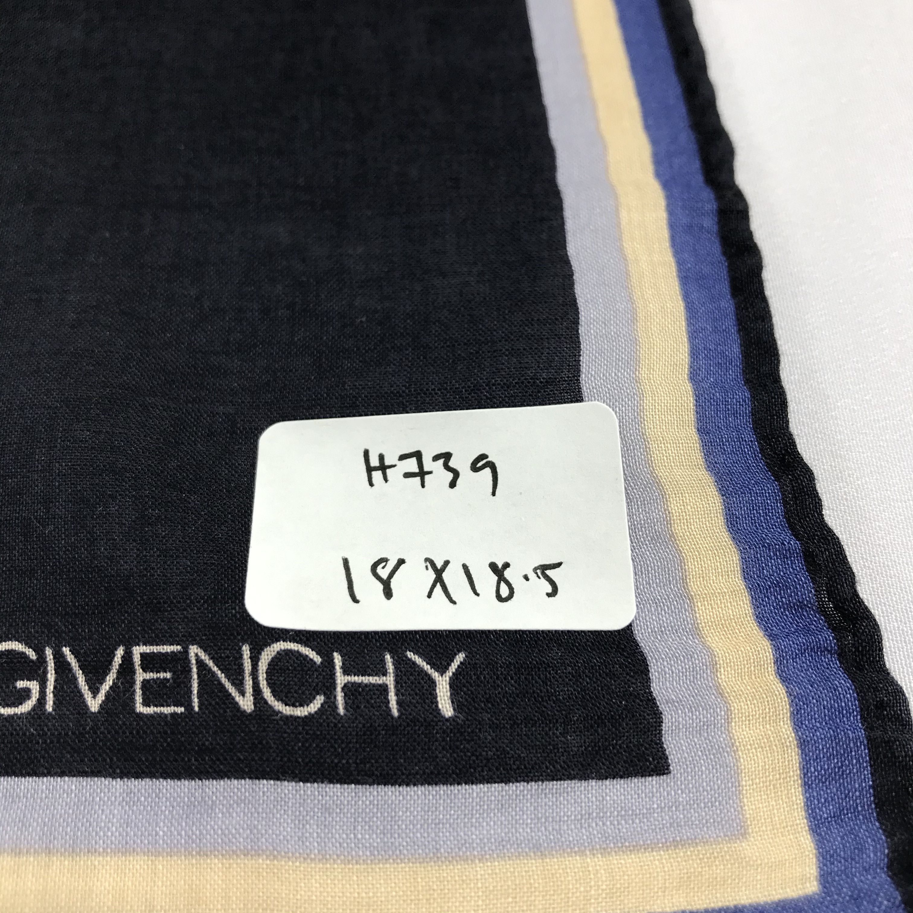 Givenchy Givenchy Handkerchief Neckerchief Bandana H739 Size ONE SIZE - 5 Thumbnail